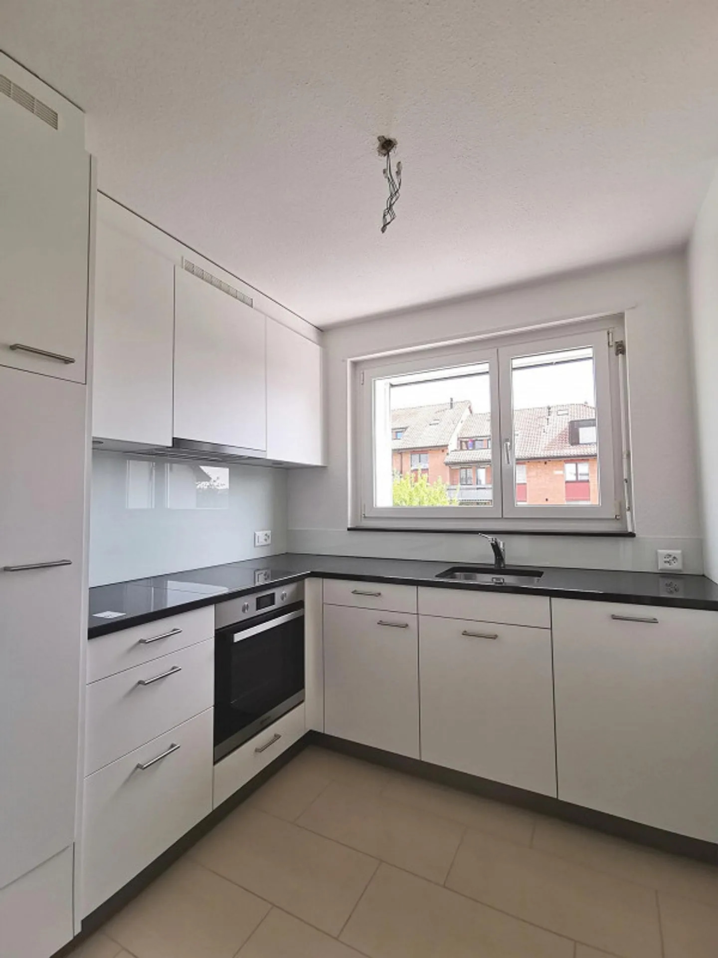 Renovierte 4-Zimmer-Wohnung - Foto 2 von 6