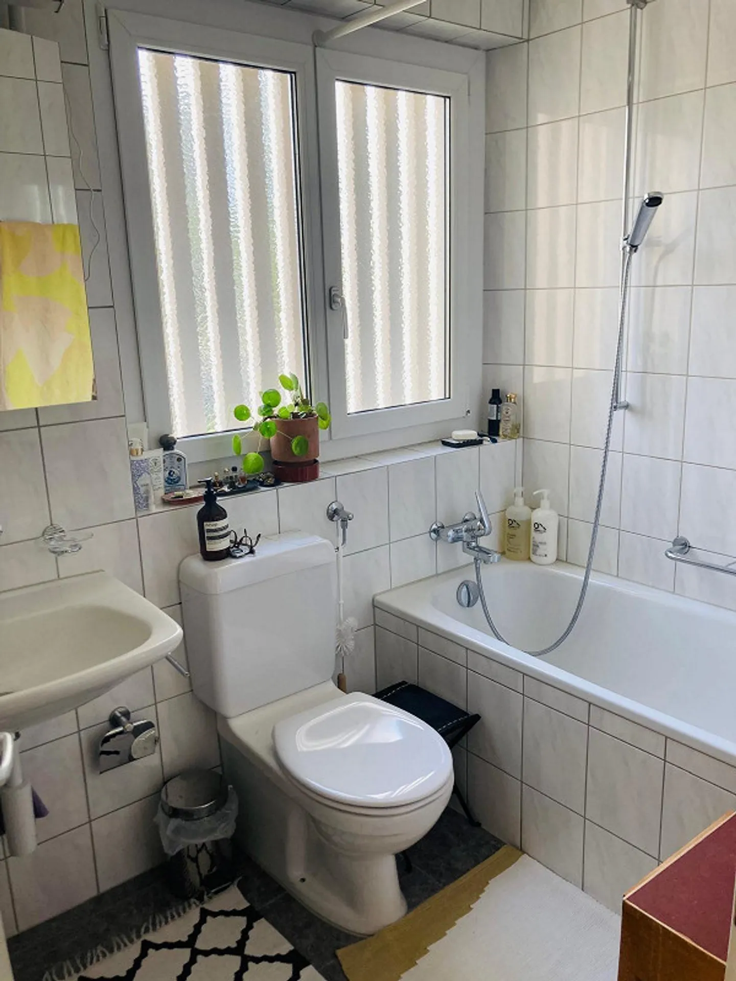 3.5 room apartment available from 01.08.26 - Photo 6 of 7