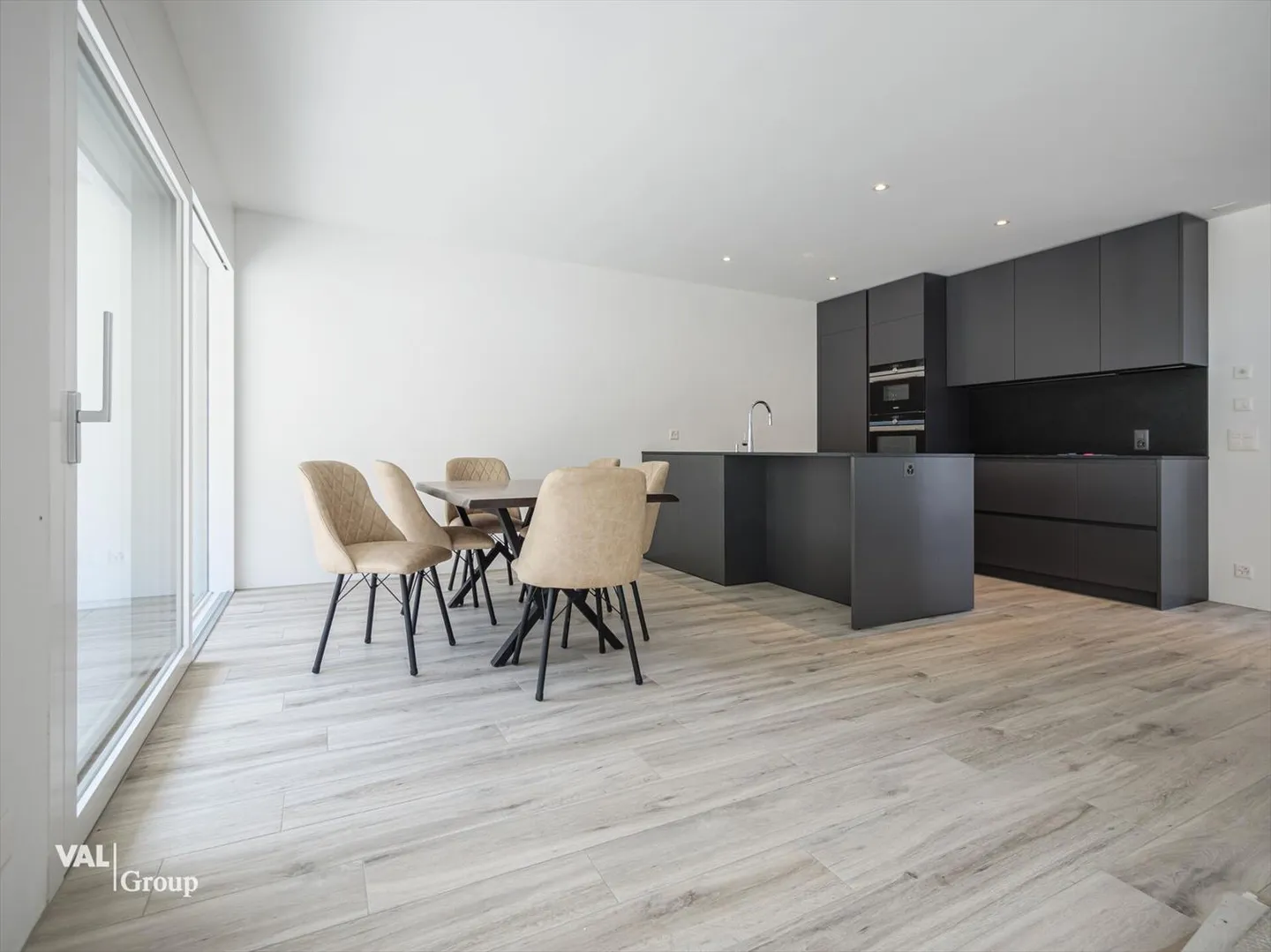 Dernière magnifique maison d'angle, 100% indépendante et "All inclusive" - Photo 2 sur 12