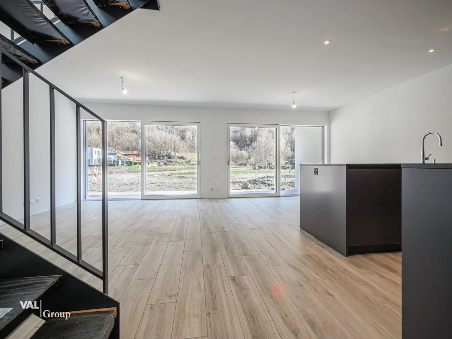 Dernière magnifique maison d'angle, 100% indépendante et "All inclusive" - Photo 3 sur 12