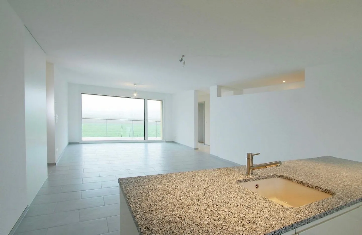 Appartement moderne de 4,5 pièces - Photo 1 sur 9