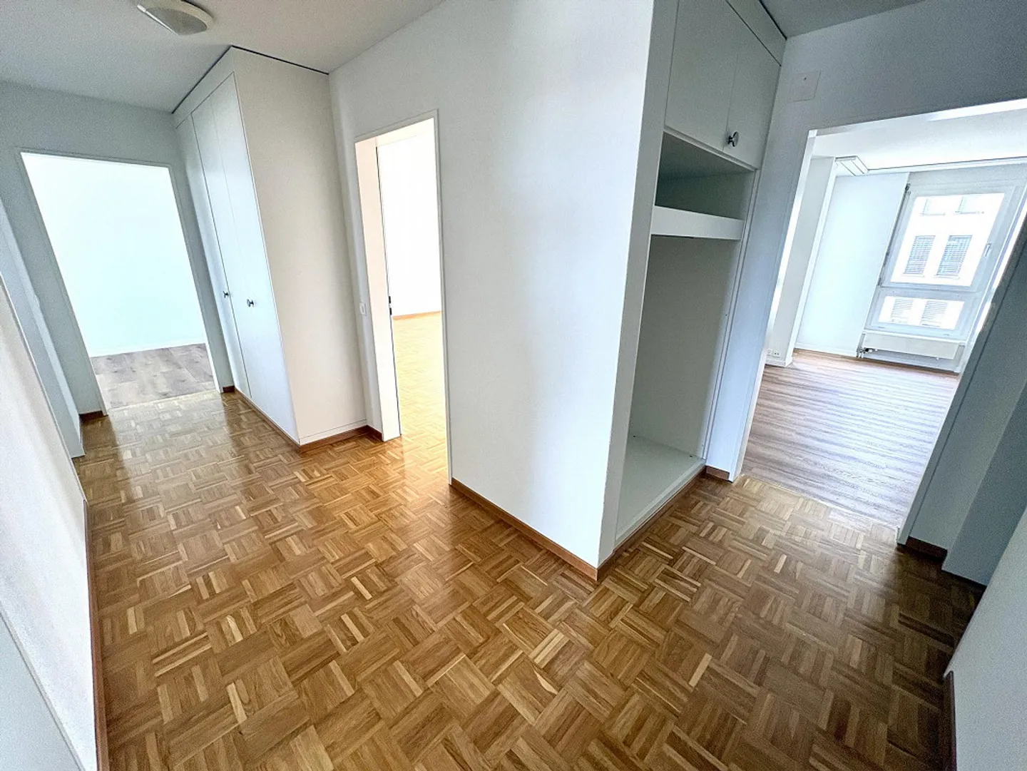 Appartement 3.5 pièces sympathique près de la gare au centre d'Uzwil - Photo 7 sur 10