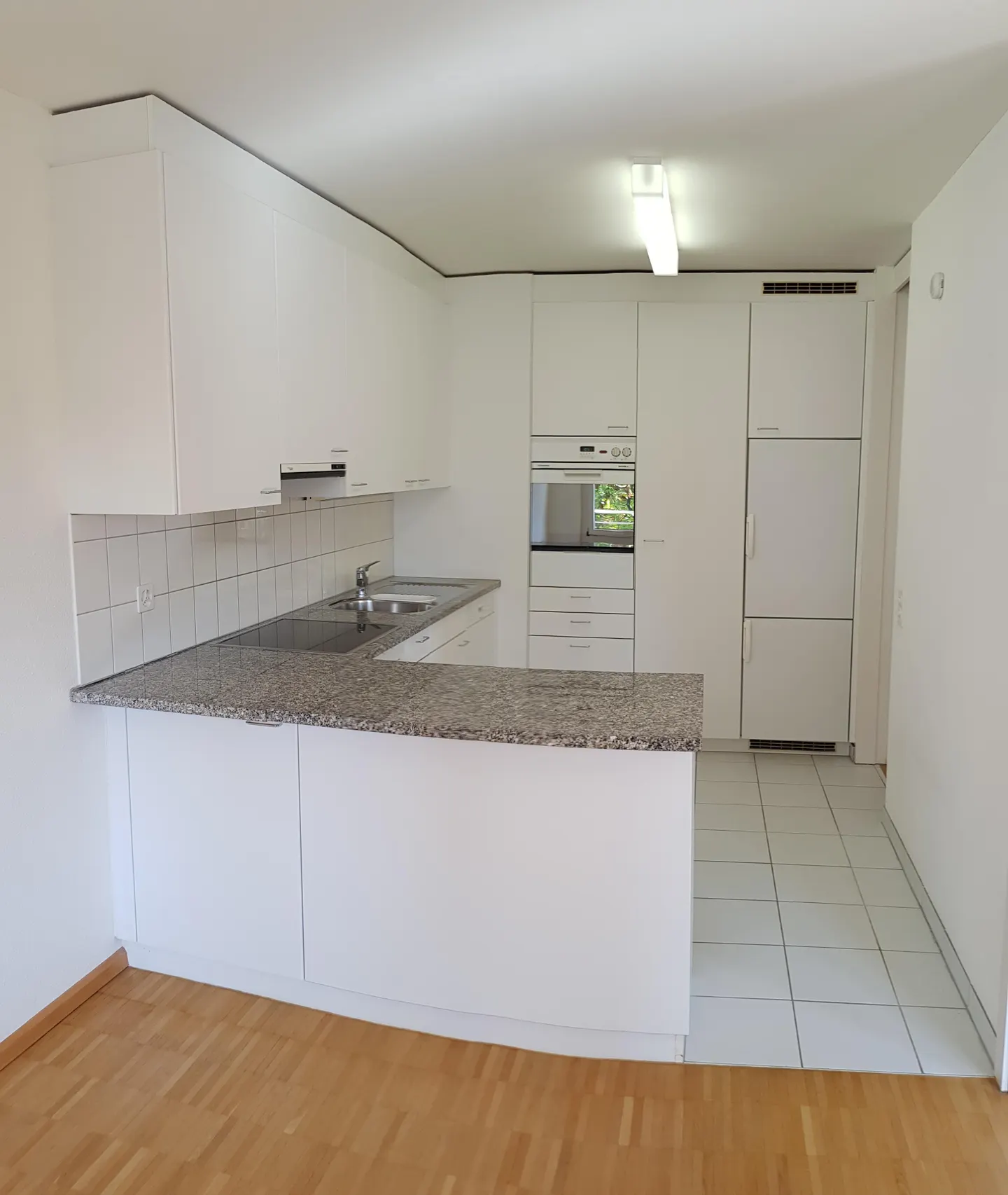 4.5-room apartment / 2 months free rent including CHF 1000 moving voucher! - Photo 2 of 6
