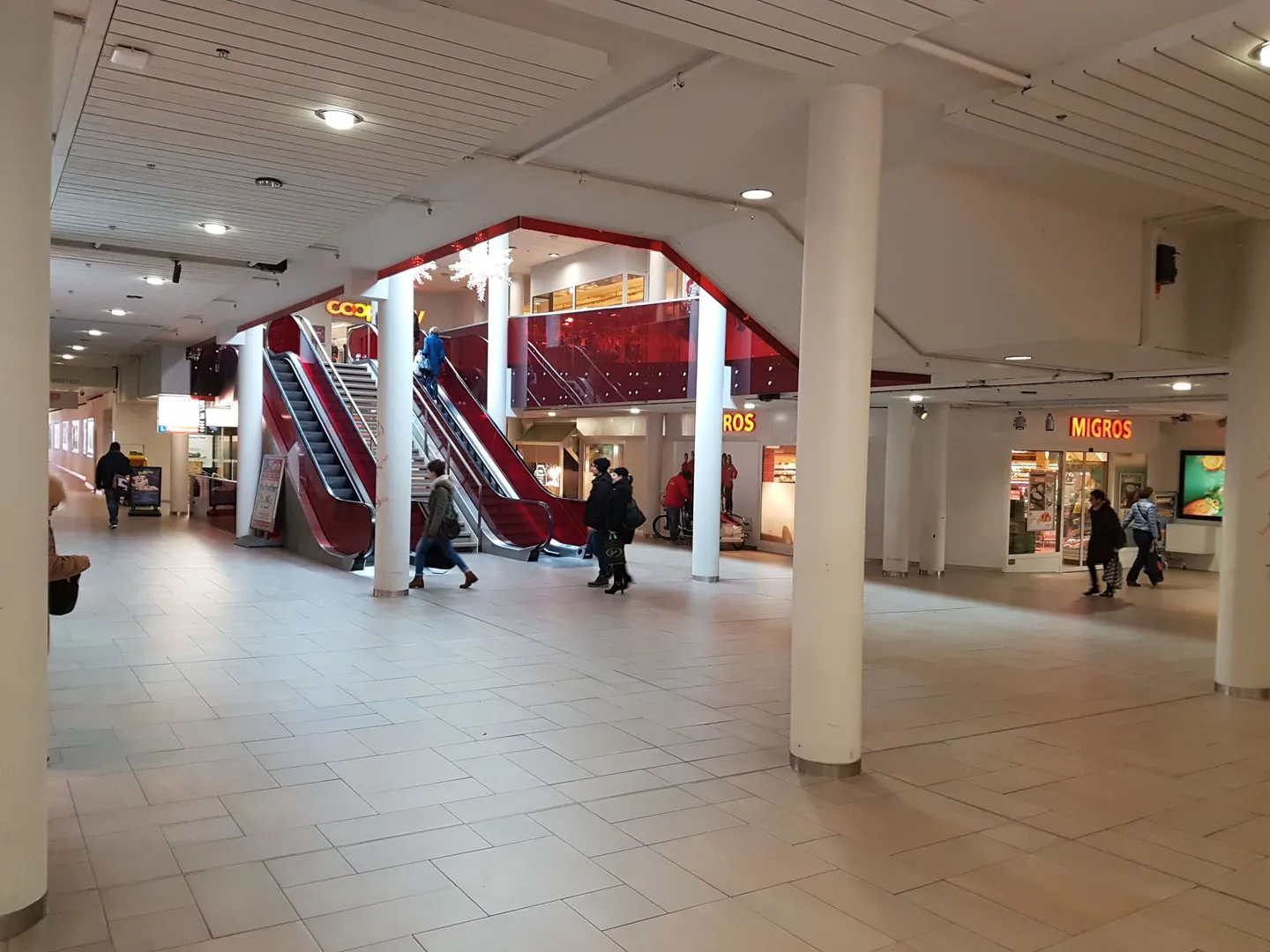 Espace de vente au City Märt Aarau 1er sous-sol - Photo 5 sur 6