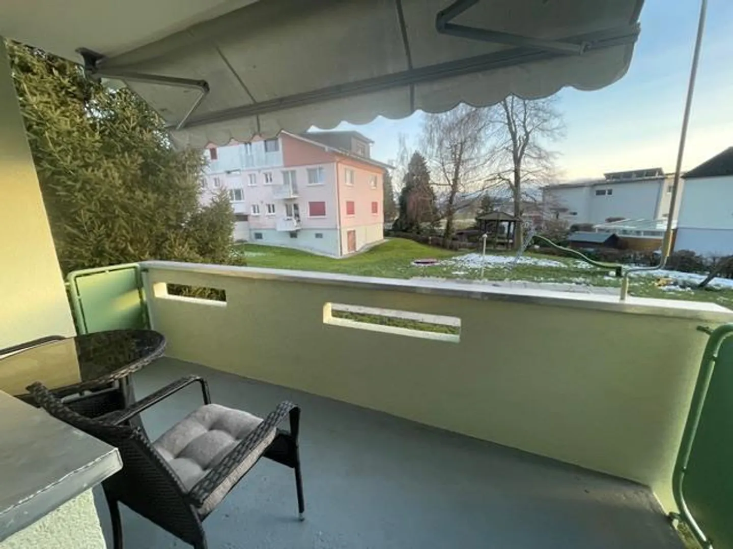 Appartamento di 3 stanze in una posizione tranquilla - Foto 6 di 13