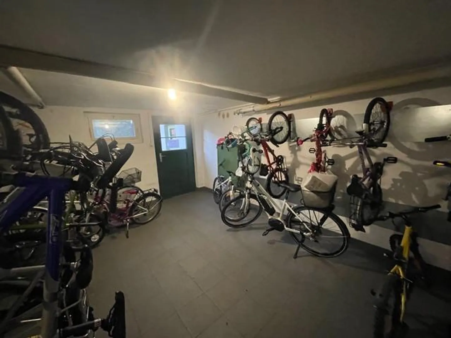 Appartamento di 3 stanze in una posizione tranquilla - Foto 12 di 13