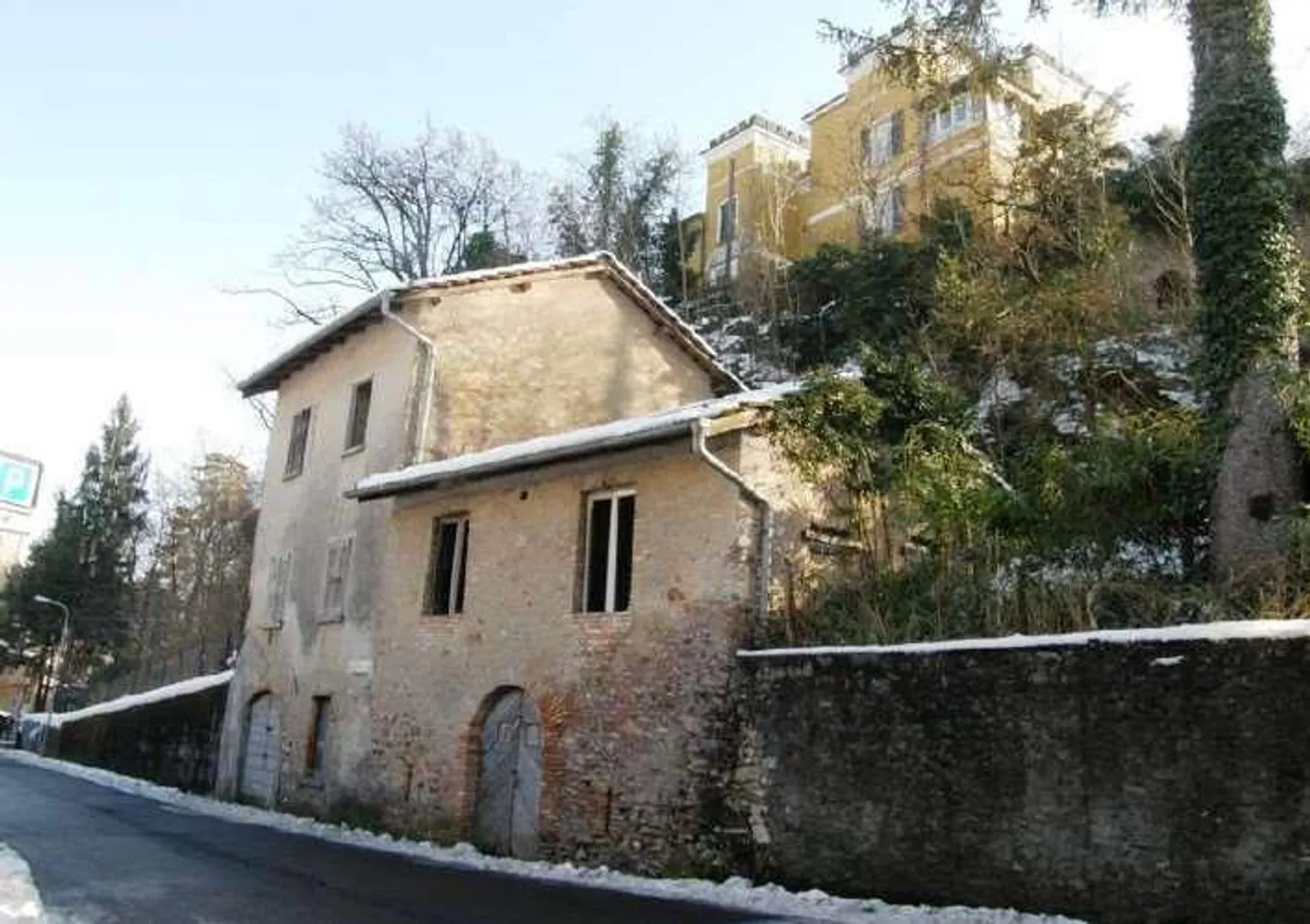Grande villa à Stabio à rénover - Photo 4 sur 6