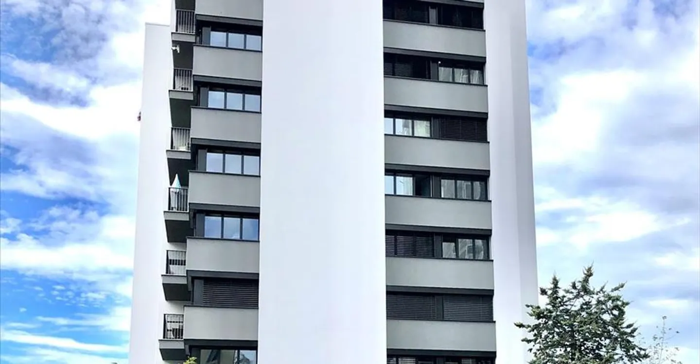 Edificio ad uso misto in affitto - Foto 1 di 13