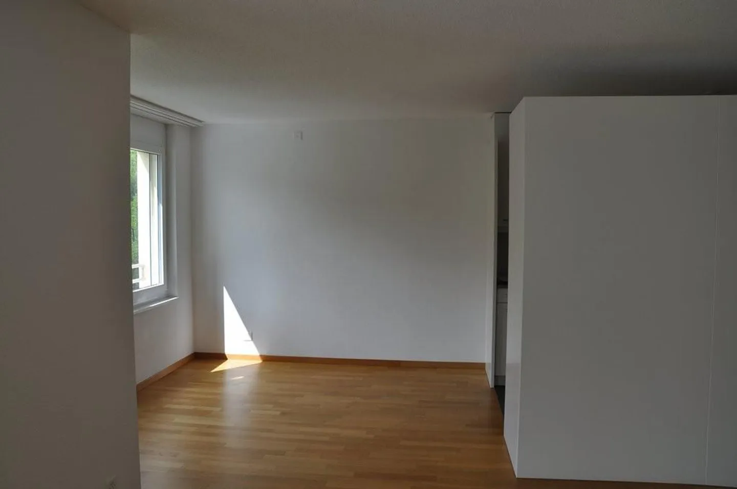 Blumenrain: moderno e ampio appartamento di 3,5 stanze con balcone - Foto 2 di 12