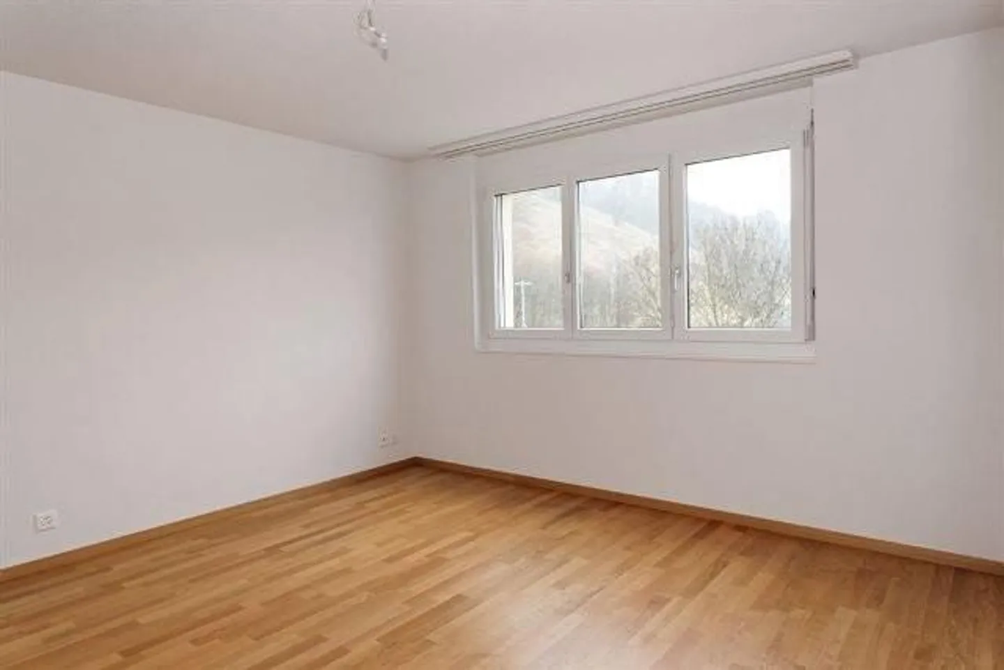 Blumenrain: moderno e ampio appartamento di 3,5 stanze con balcone - Foto 4 di 12