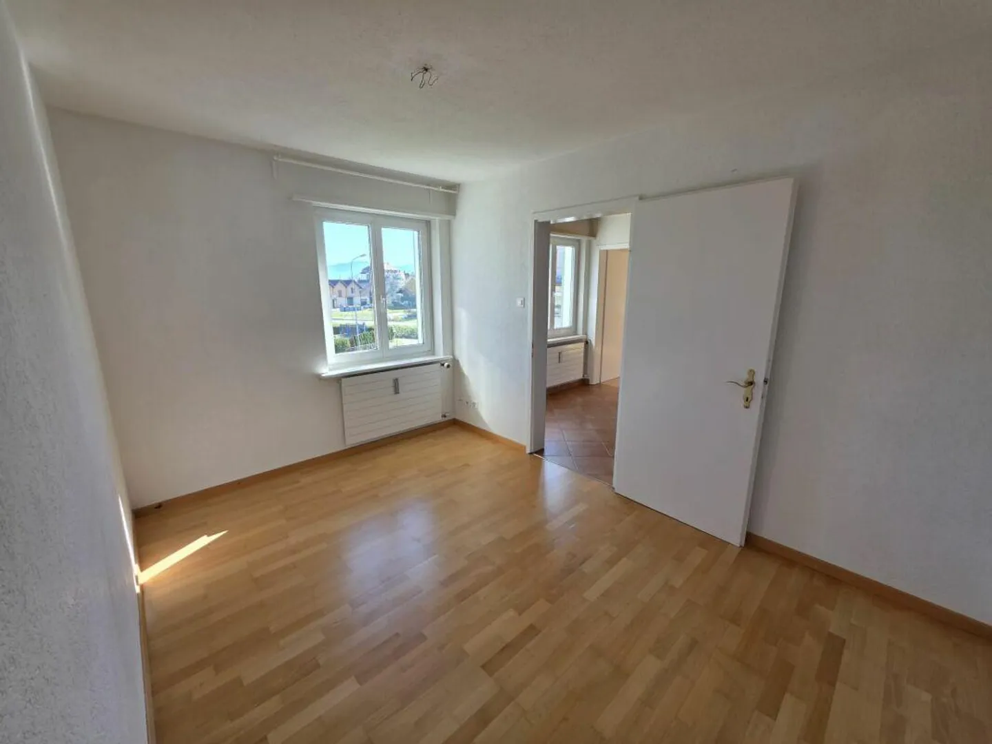 More sky, more green, more space for life - Photo 6 of 9