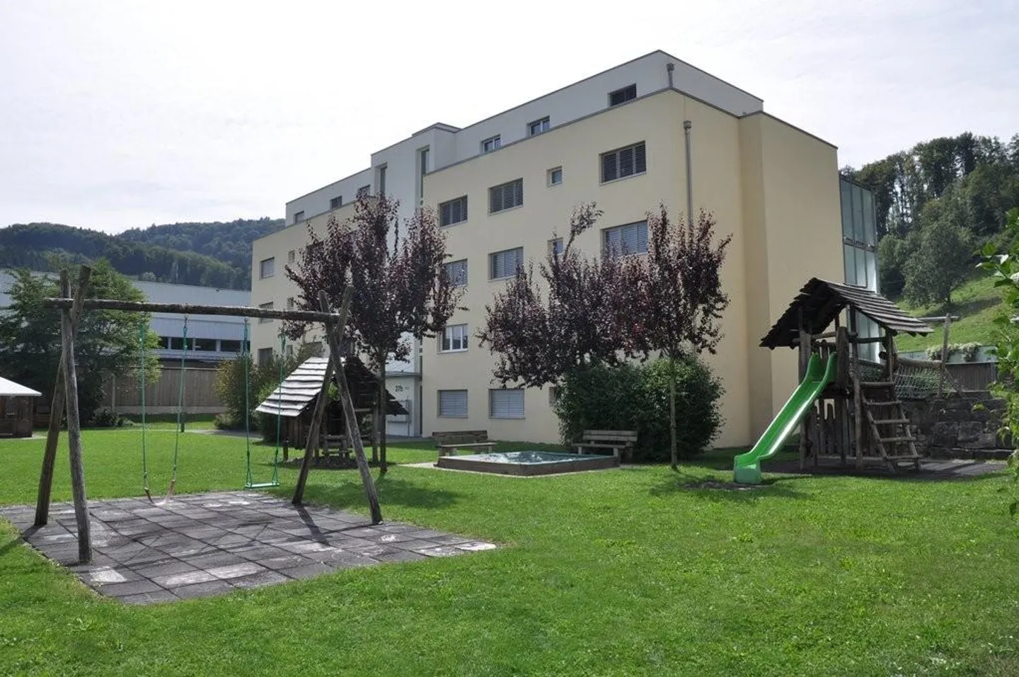 Blumenrain: moderno e ampio appartamento di 3,5 stanze con balcone - Foto 10 di 12
