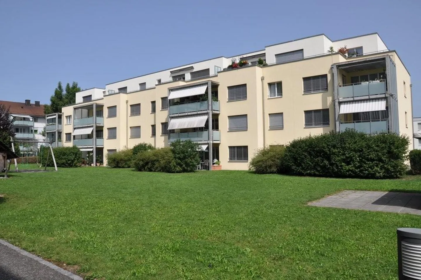 Blumenrain: moderno e ampio appartamento di 3,5 stanze con balcone - Foto 11 di 12