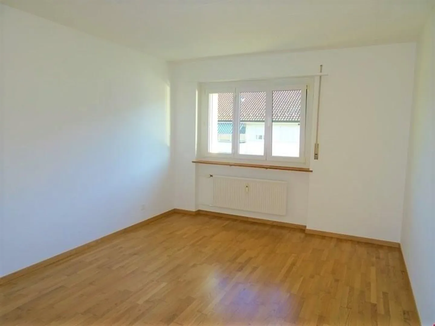 Geräumige Wohnung an ruhiger Lage - Foto 3 von 10