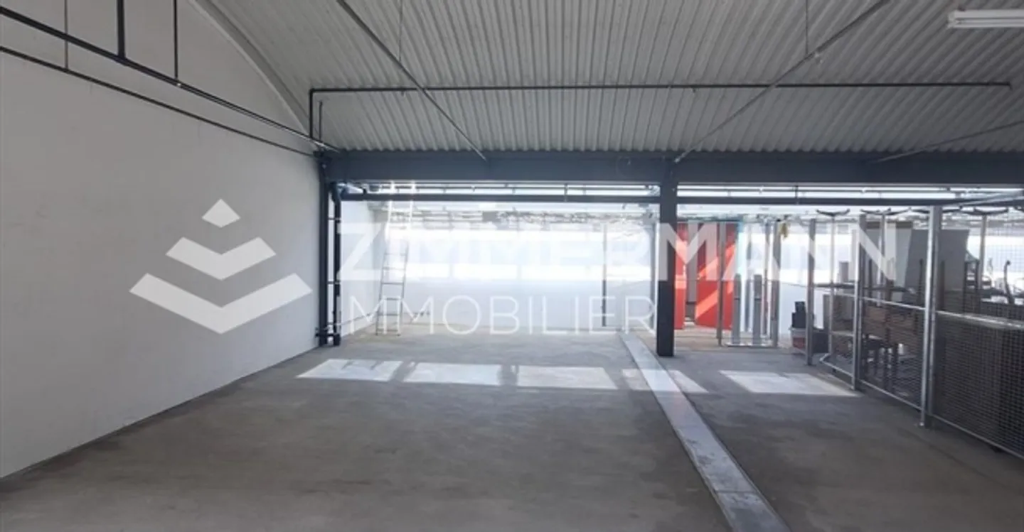 Deposito - Foto 1 di 5