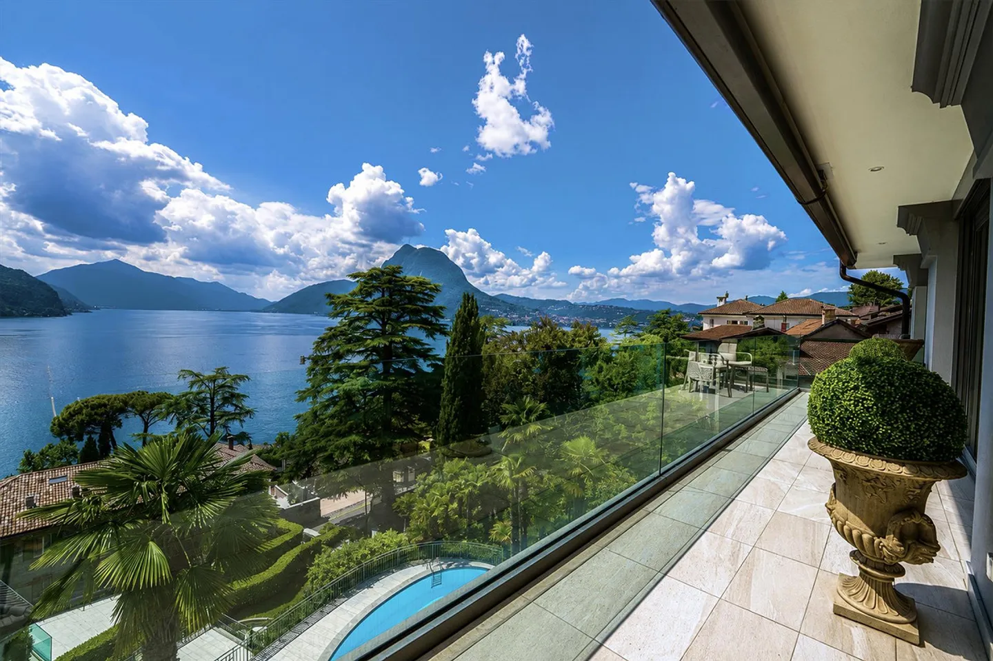Lakeside Penthouse in Lugano - Photo 1 of 20