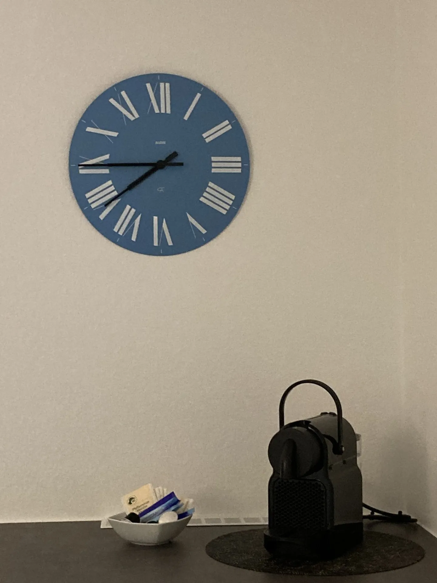 Monolocale arredato con giardino nel centro di Zurigo - Foto 7 di 9