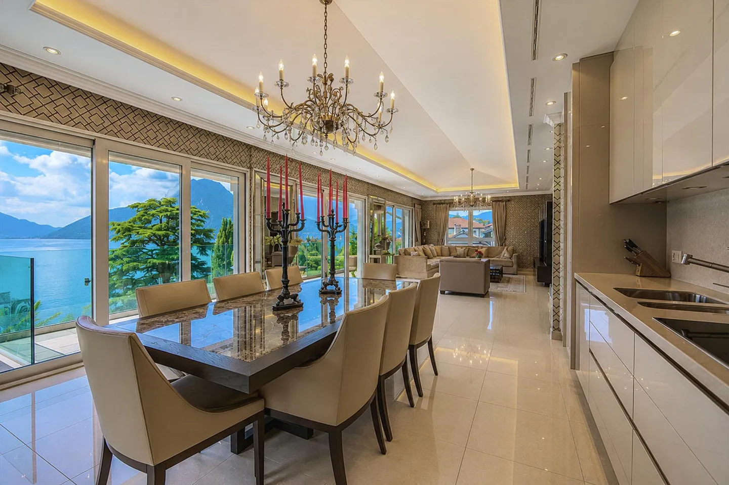 Lakeside Penthouse in Lugano - Photo 5 of 20