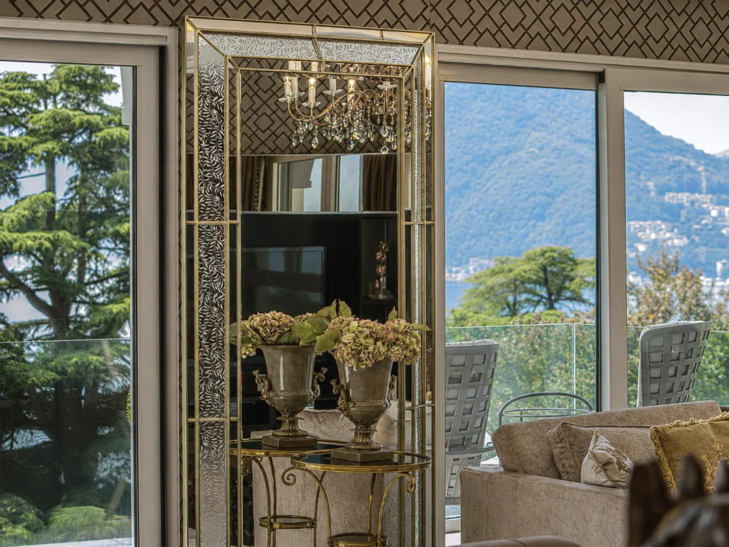 Lakeside Penthouse in Lugano - Photo 19 of 20