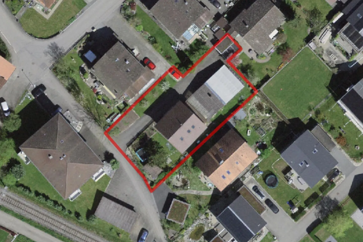 Casa bifamiliare con garage, officina e locali di stoccaggio in vendita - Foto 38 di 39