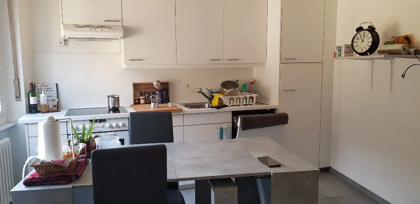 Charmant Appartement dans un Bâtiment Historique - Photo 6 sur 10