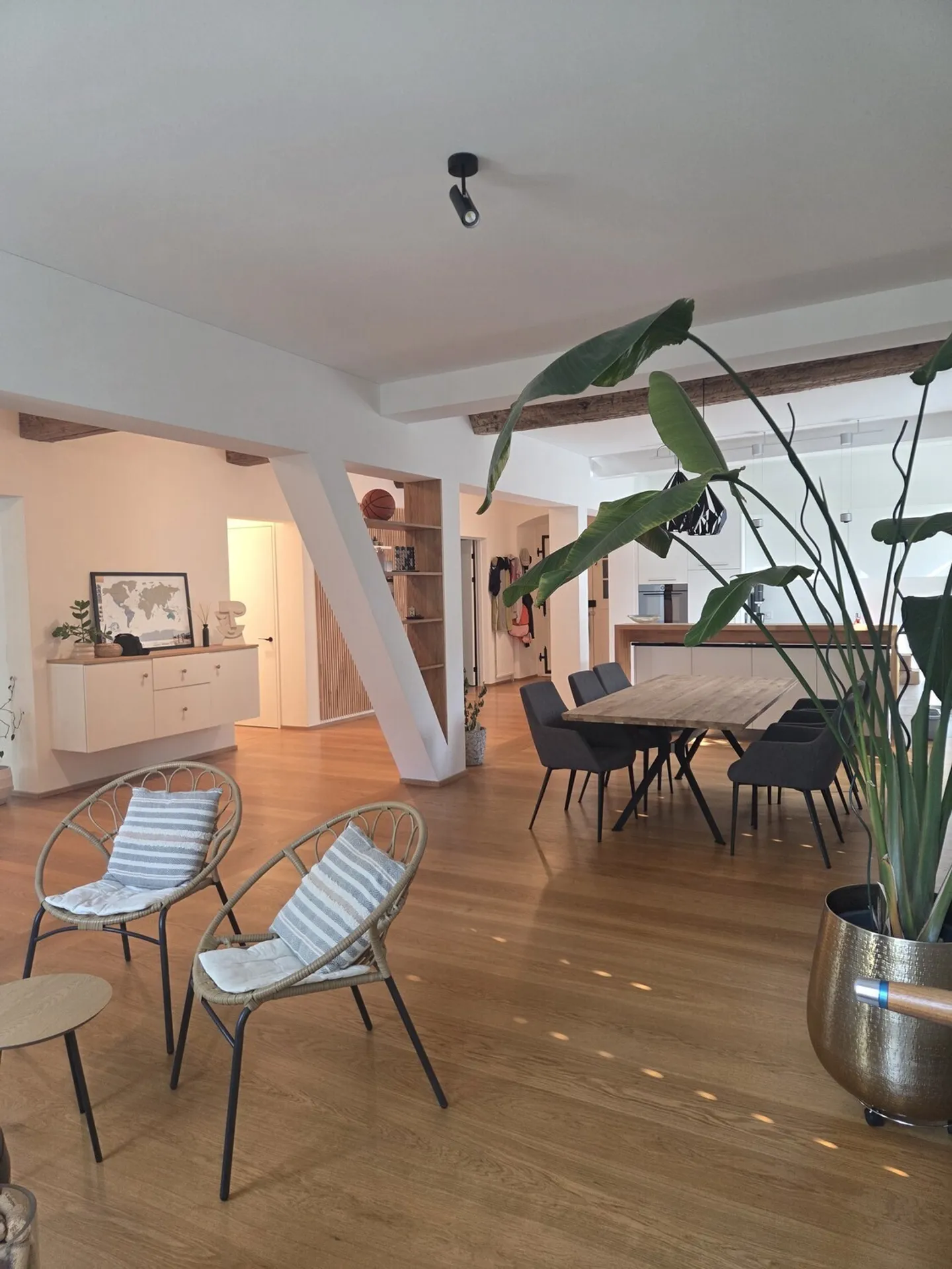 Möbliertes Apartment mit Garten - Foto 1 von 6