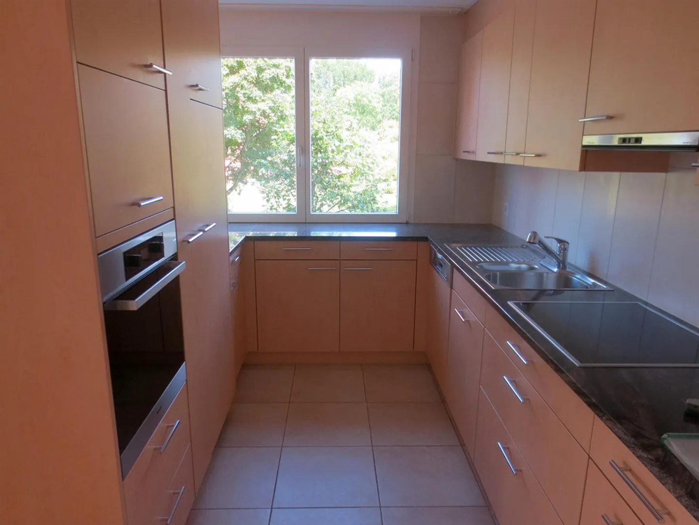 Modernes Apartment mit grossem Balkon - Foto 18 von 30