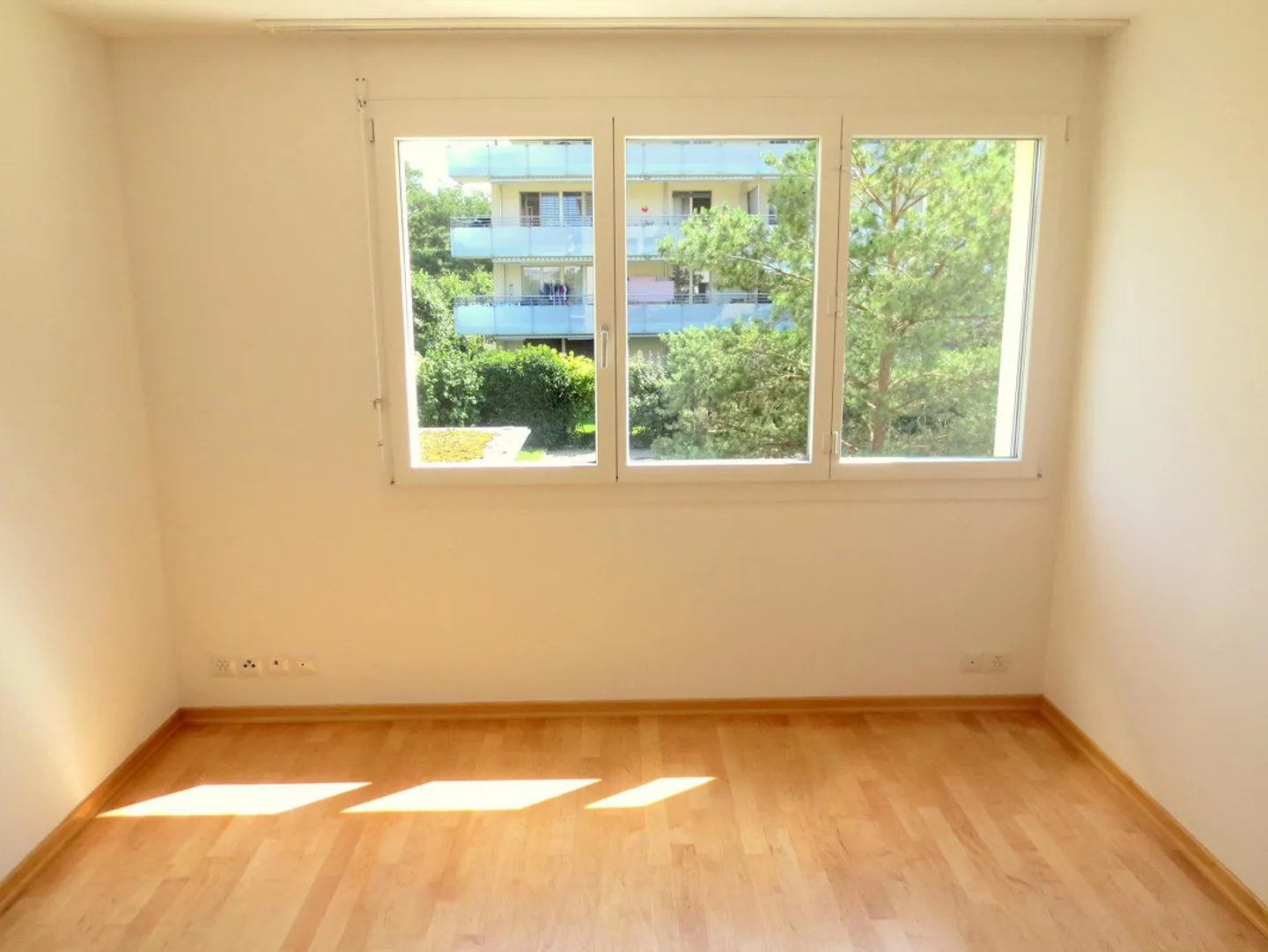 Modernes Apartment mit grossem Balkon - Foto 23 von 30