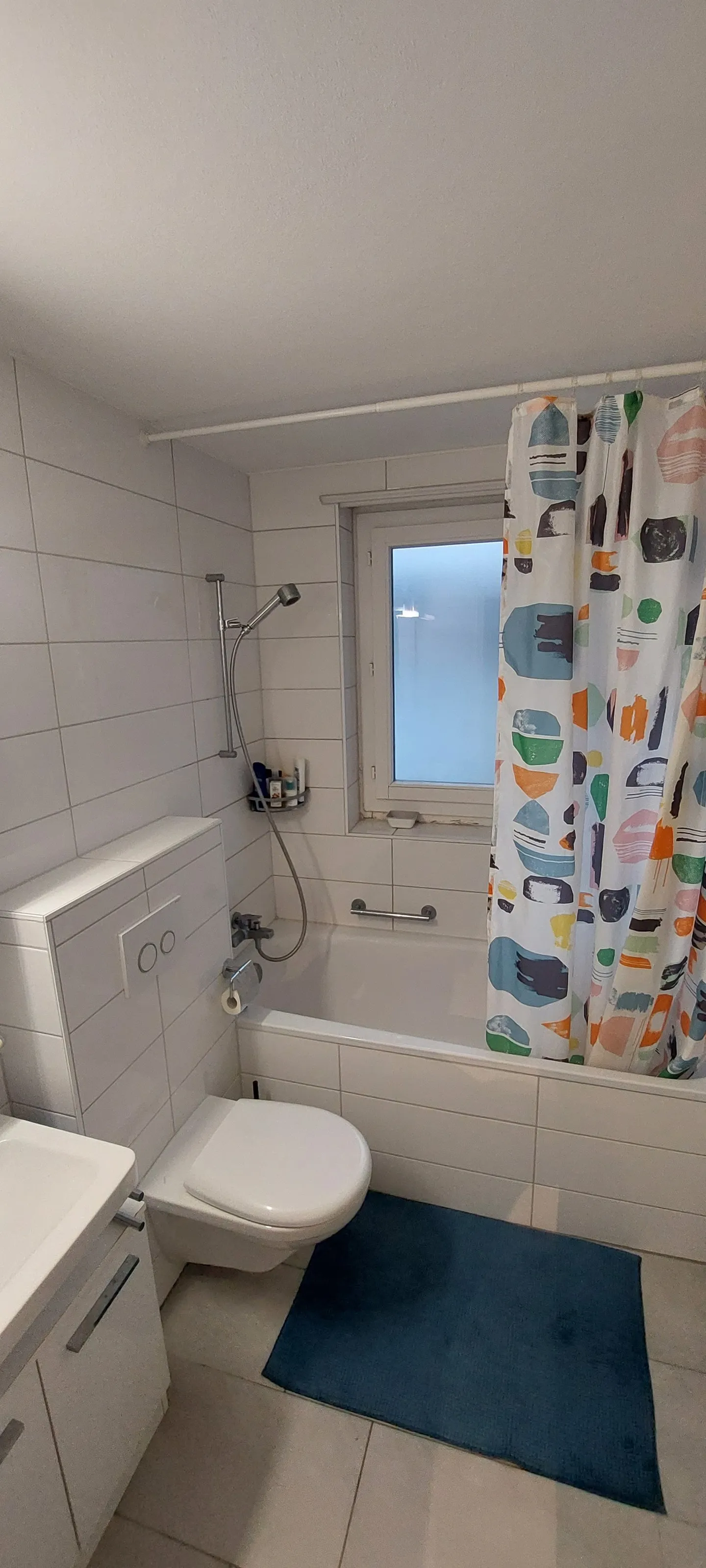 Appartamento moderno di 2 stanze in un quartiere tranquillo - Foto 3 di 6