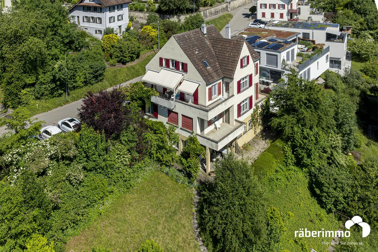 WOHNHAUS MIT 4 WHG AN BESTER HANGLAGE - GF: 1'370 M2 - Foto 1 von 10