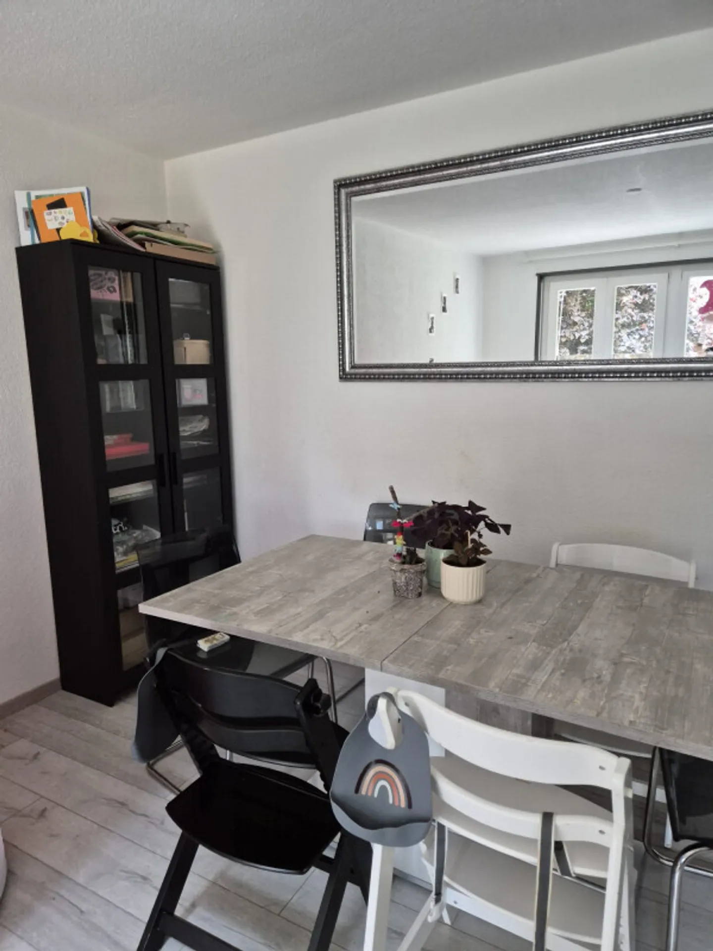 Apartment - Photo 2 of 10