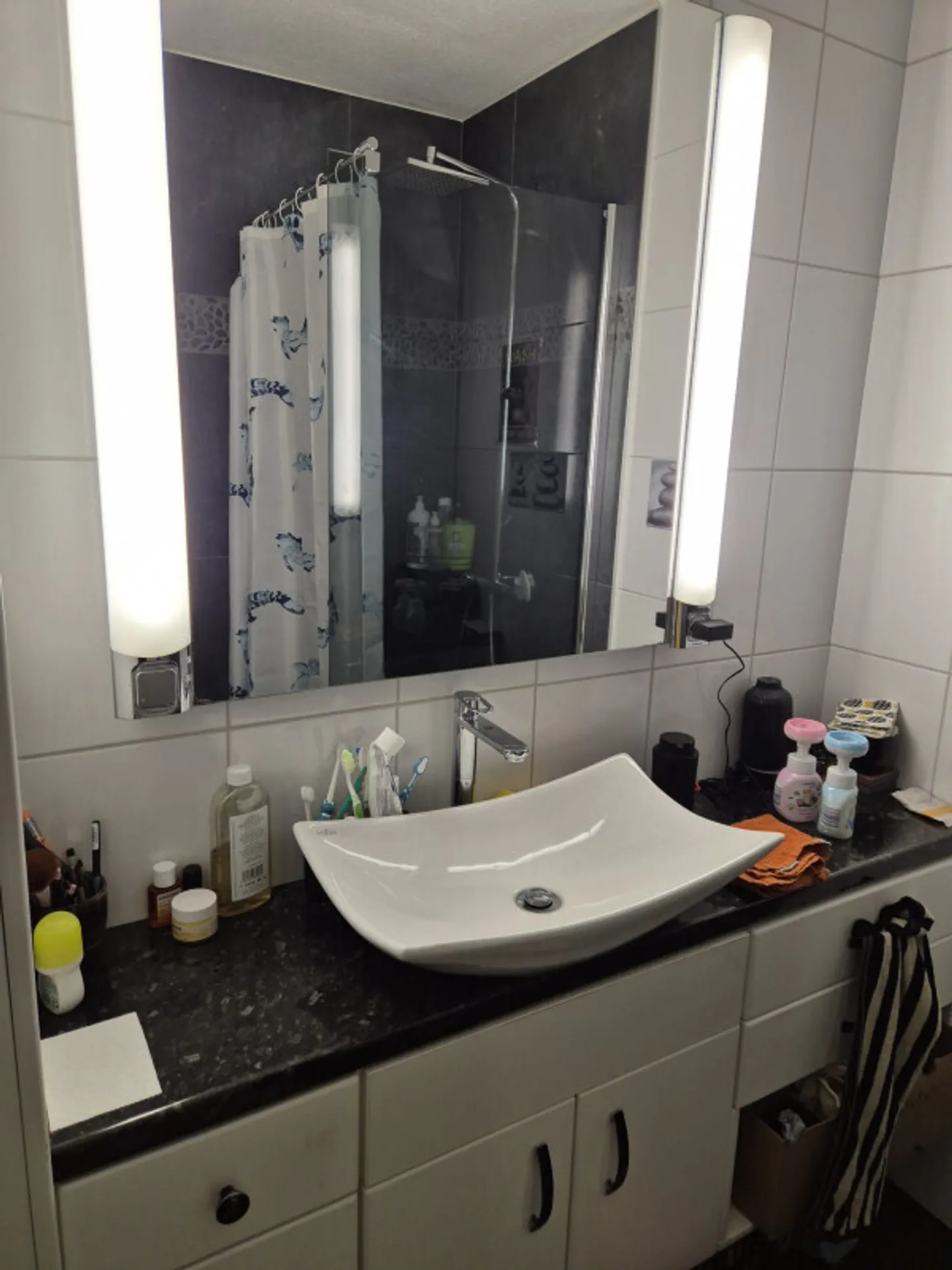 Apartment - Photo 4 of 10