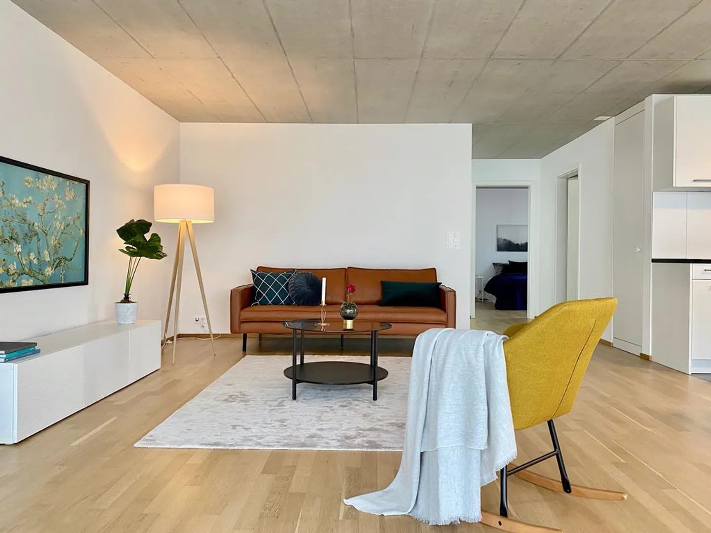 Bright 2.5-room apartment in an attractive location - Photo 4 of 7