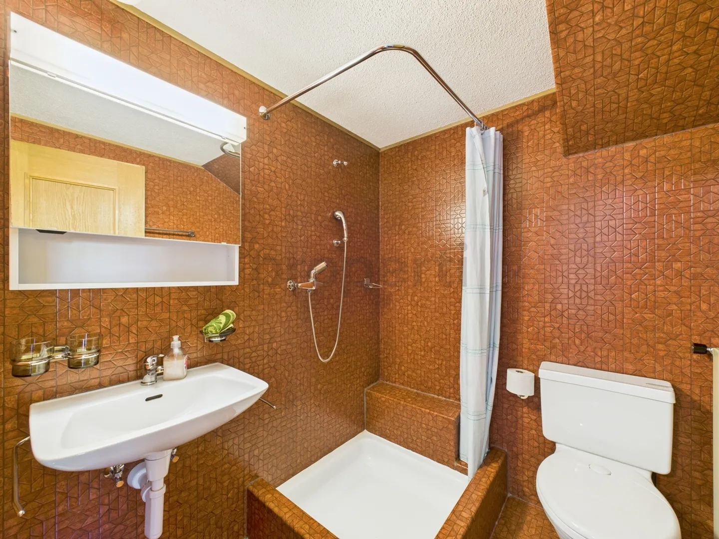 Heidi-Guesthouse "Sternen" - Dove la magia alpina incontra il potenziale di investimento - Foto 9 di 13