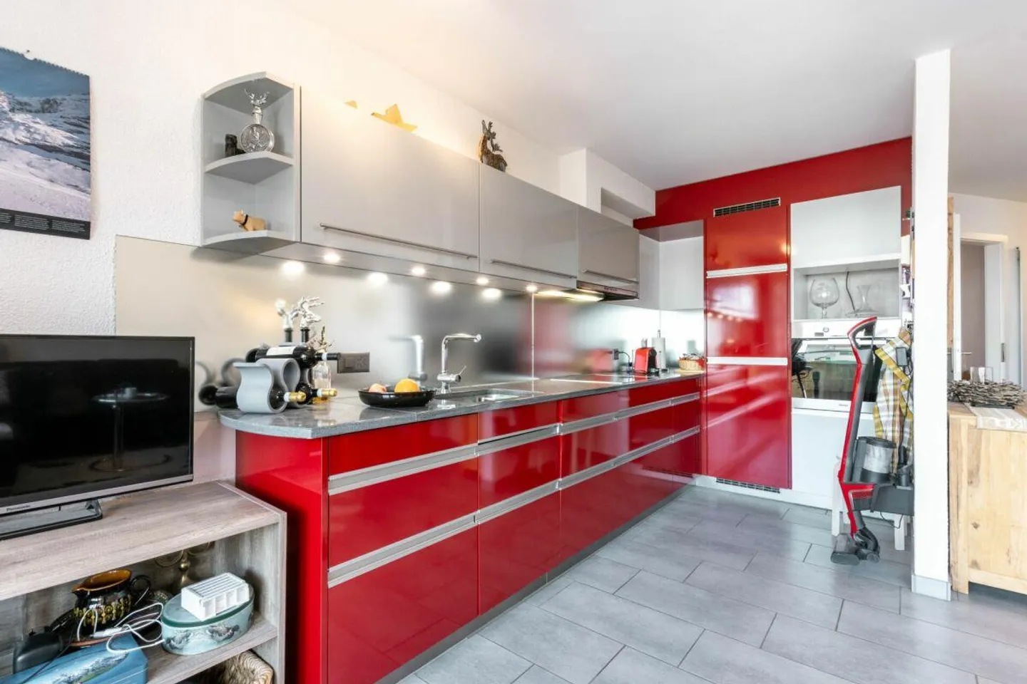 Zentrale Wohnung mit Bergblick - Foto 6 von 15