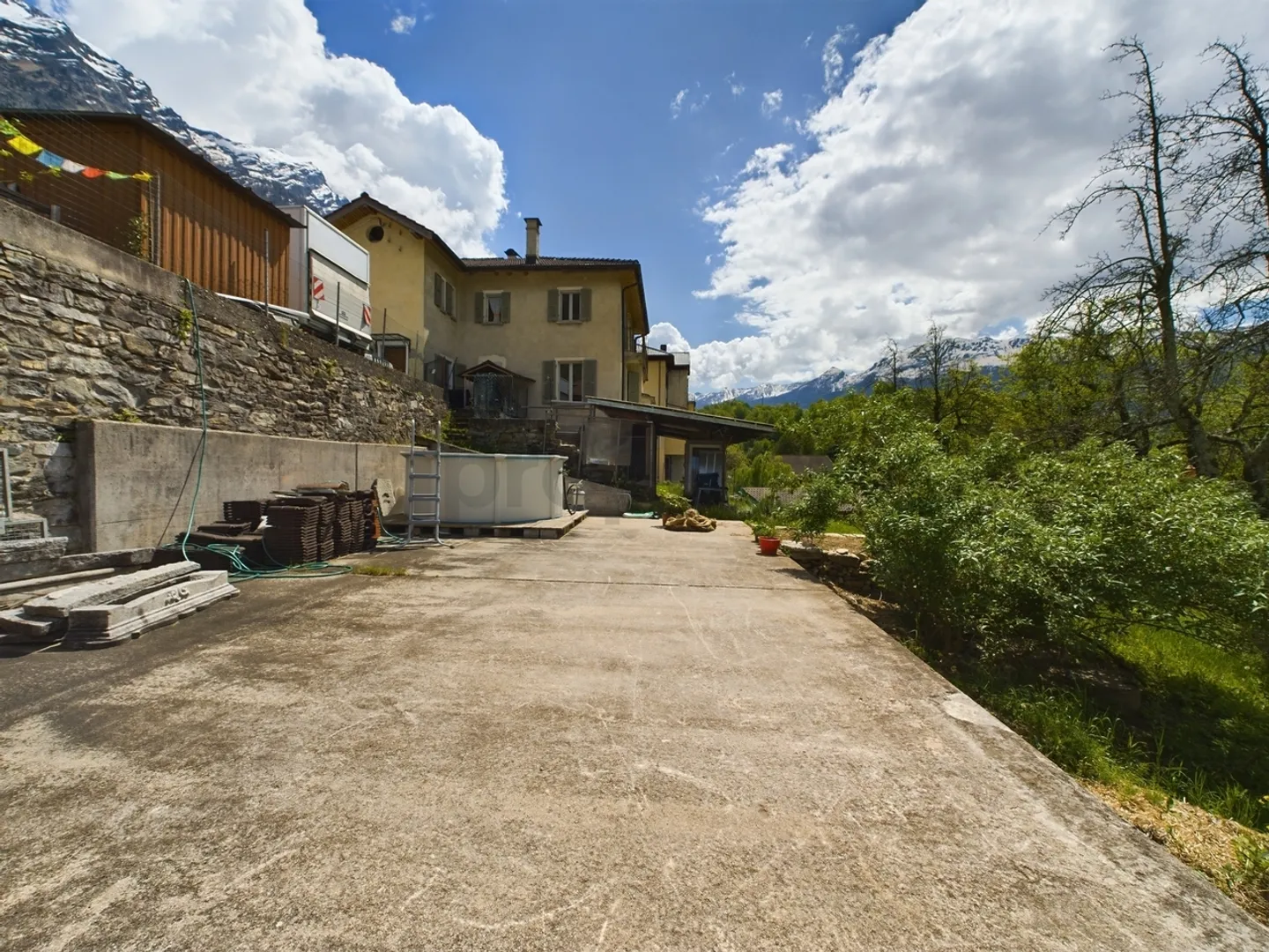 Maison plurifamiliale pittoresque avec terrain au cœur de la Val di Blenio - Photo 12 sur 13
