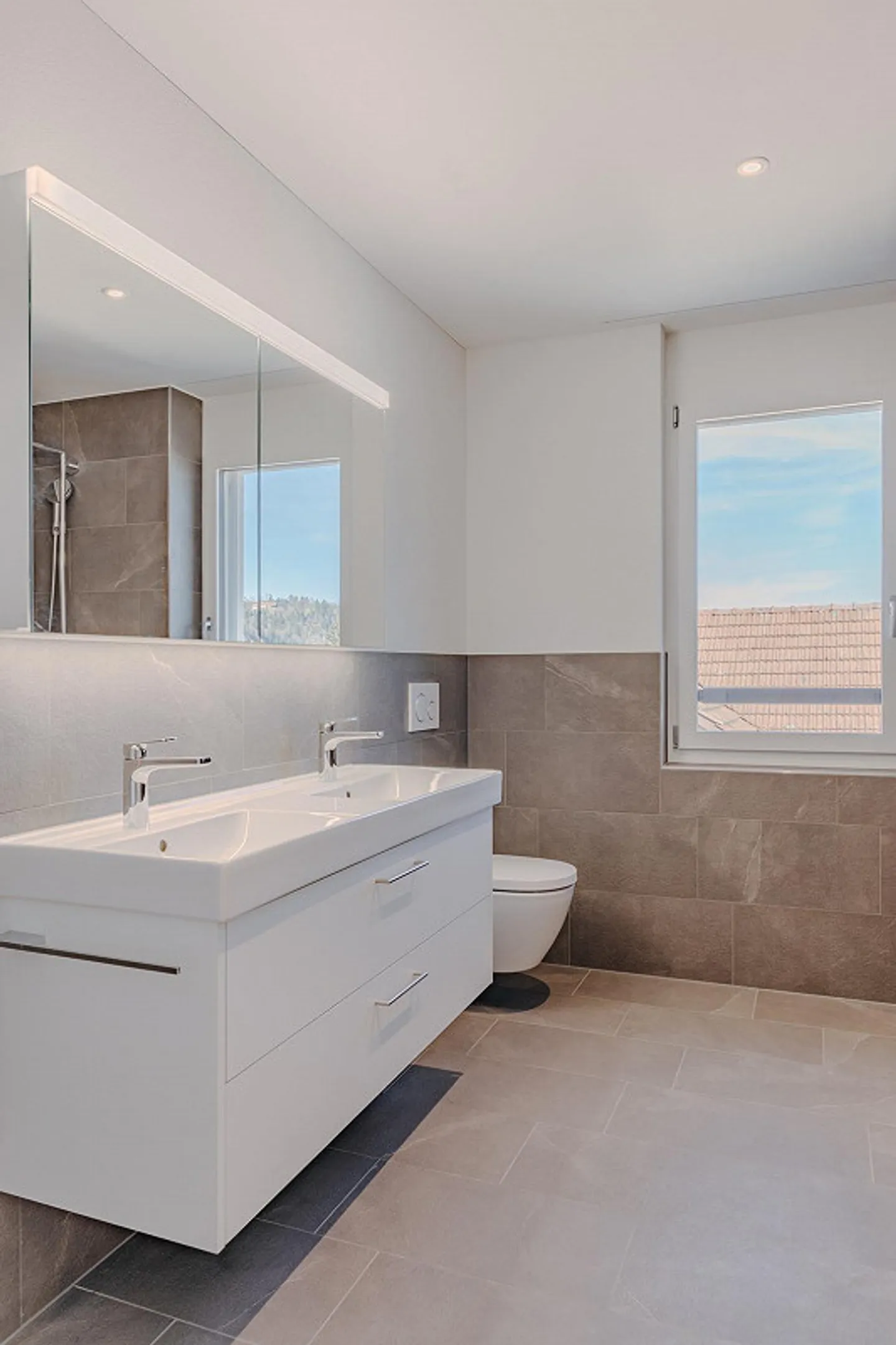 Charmante Dachwohnung in Bütschwil - Foto 6 von 12