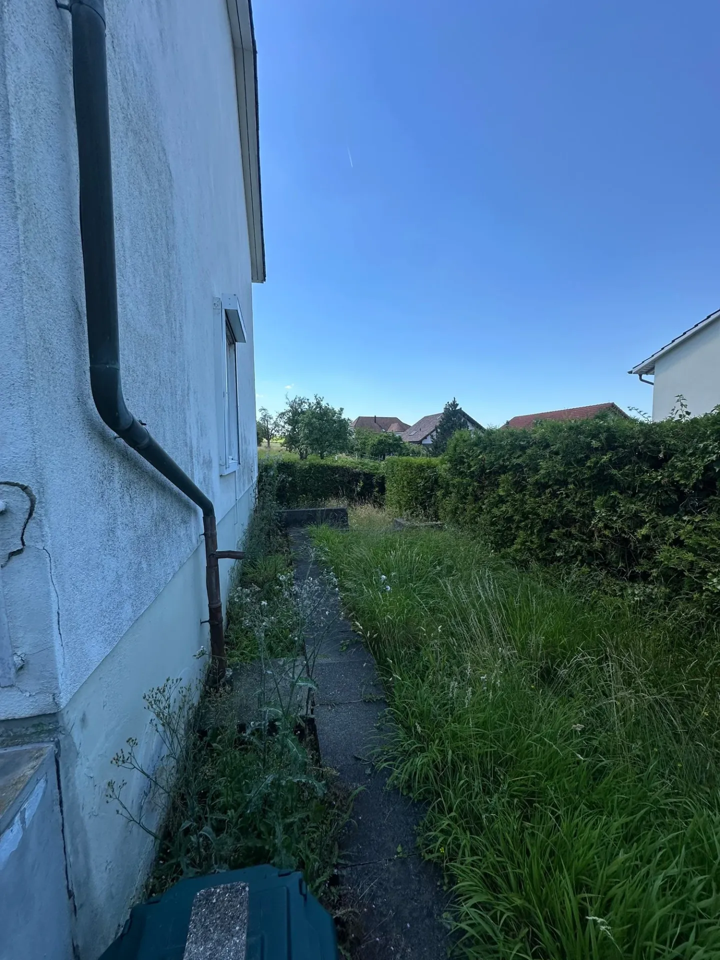 Maison jumelée à Hofstetten-Flüh – Objet de rénovation bien situé - Photo 13 sur 35