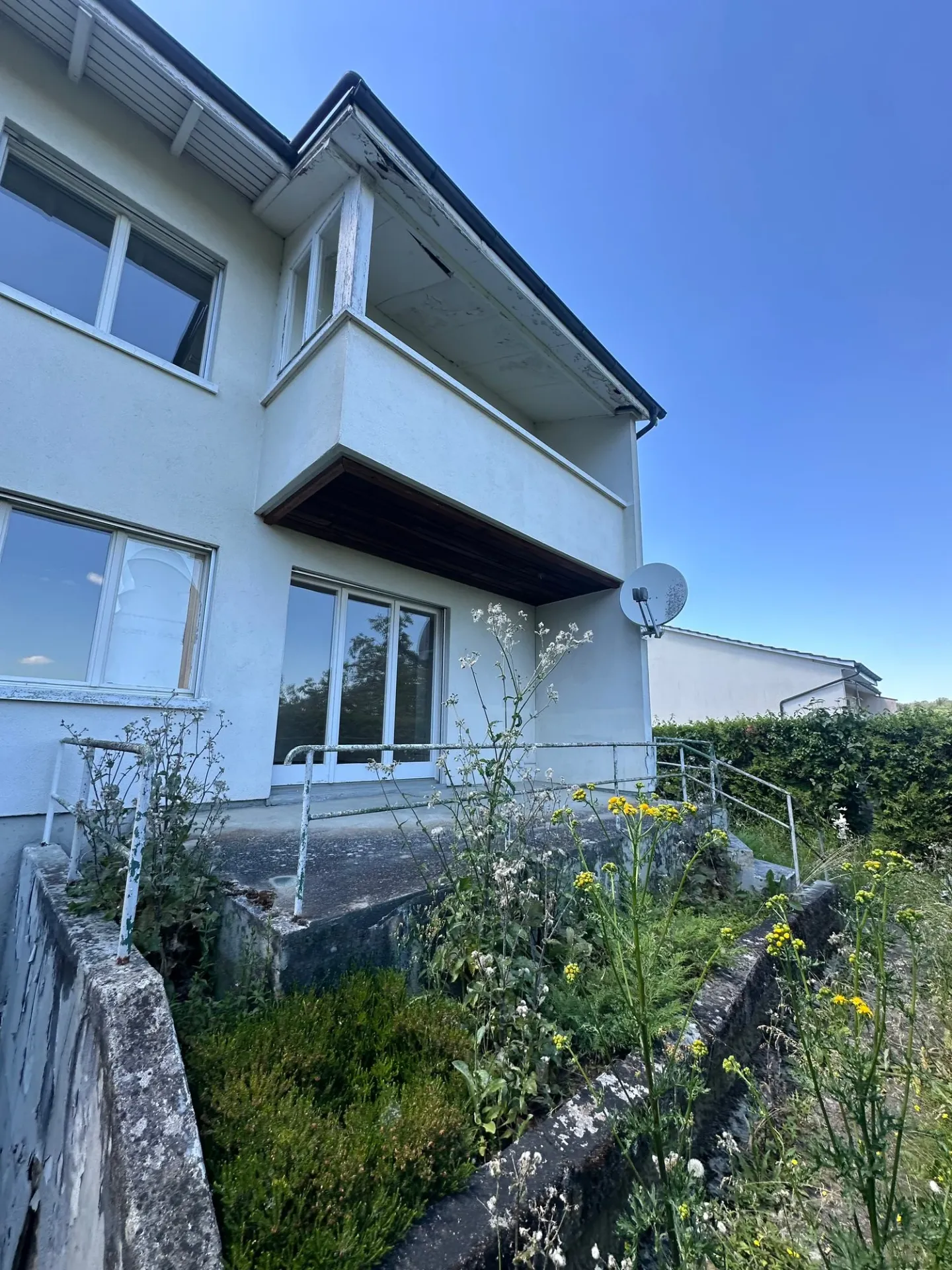 Maison jumelée à Hofstetten-Flüh – Objet de rénovation bien situé - Photo 14 sur 35