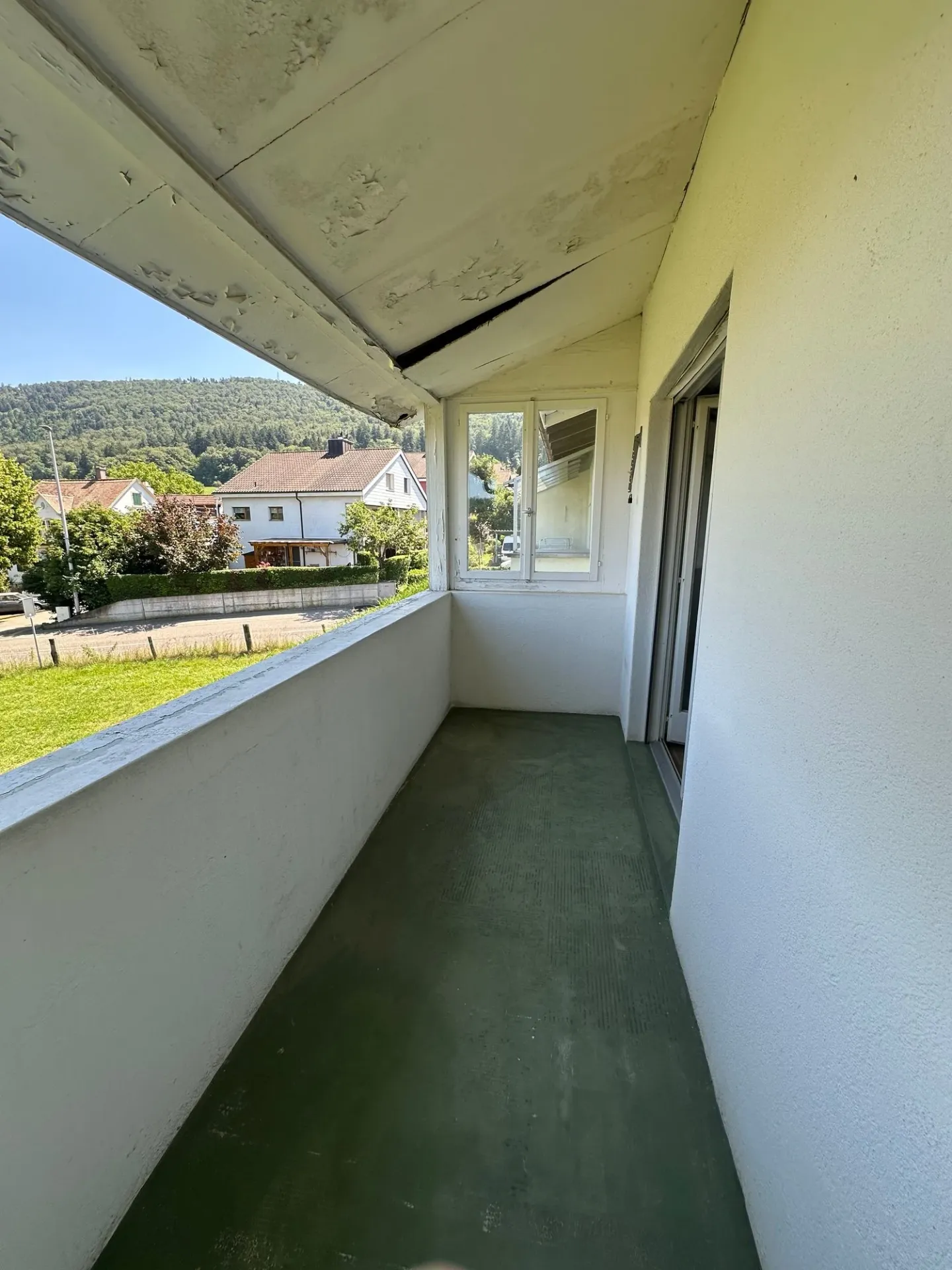 Maison jumelée à Hofstetten-Flüh – Objet de rénovation bien situé - Photo 6 sur 35