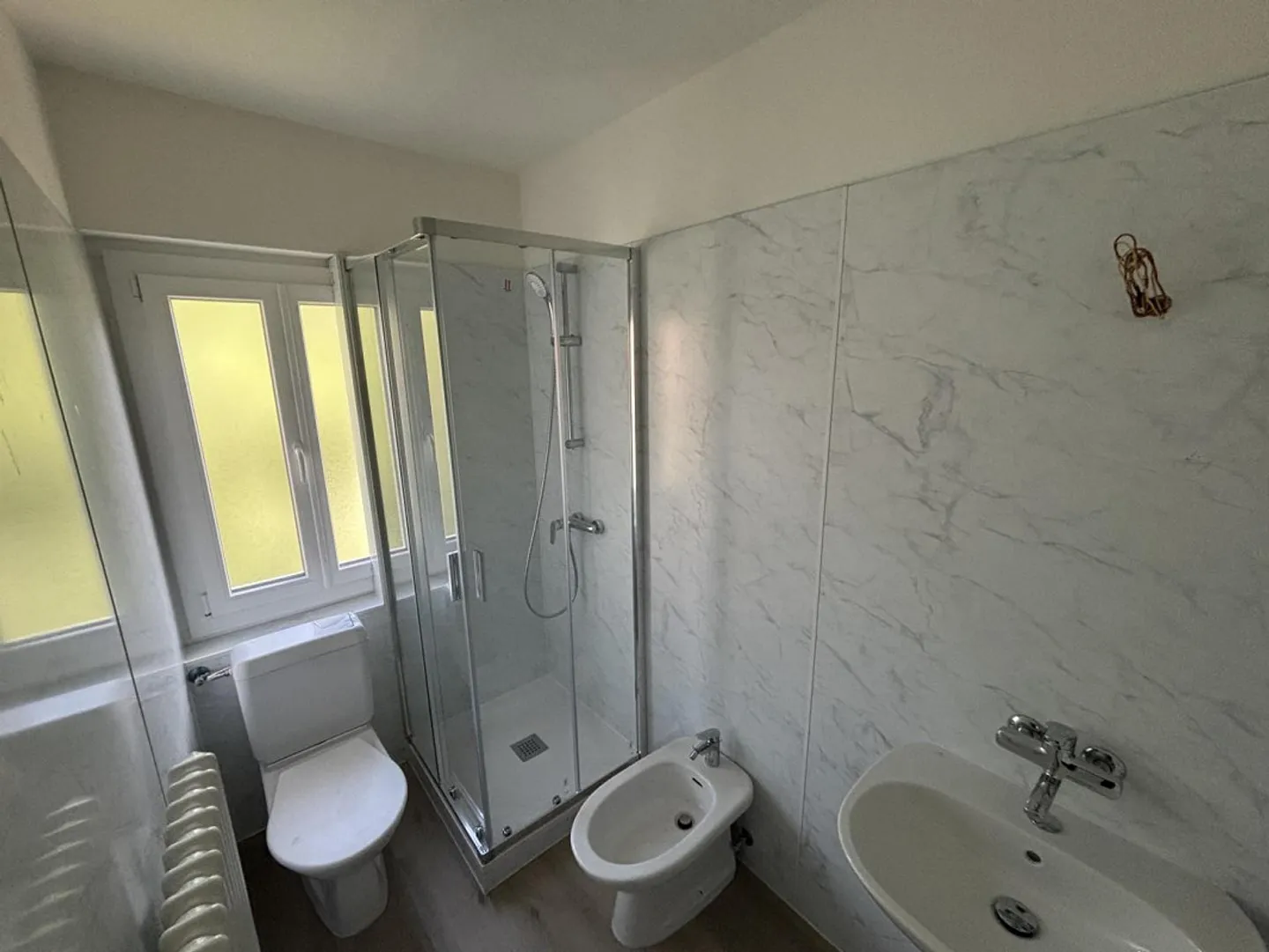 4.5-room apartment, partially renovated, on the second floor of a residential building in a quiet and sunny location./4.5-room apartment located on the 2nd floor - Photo 7 of 20