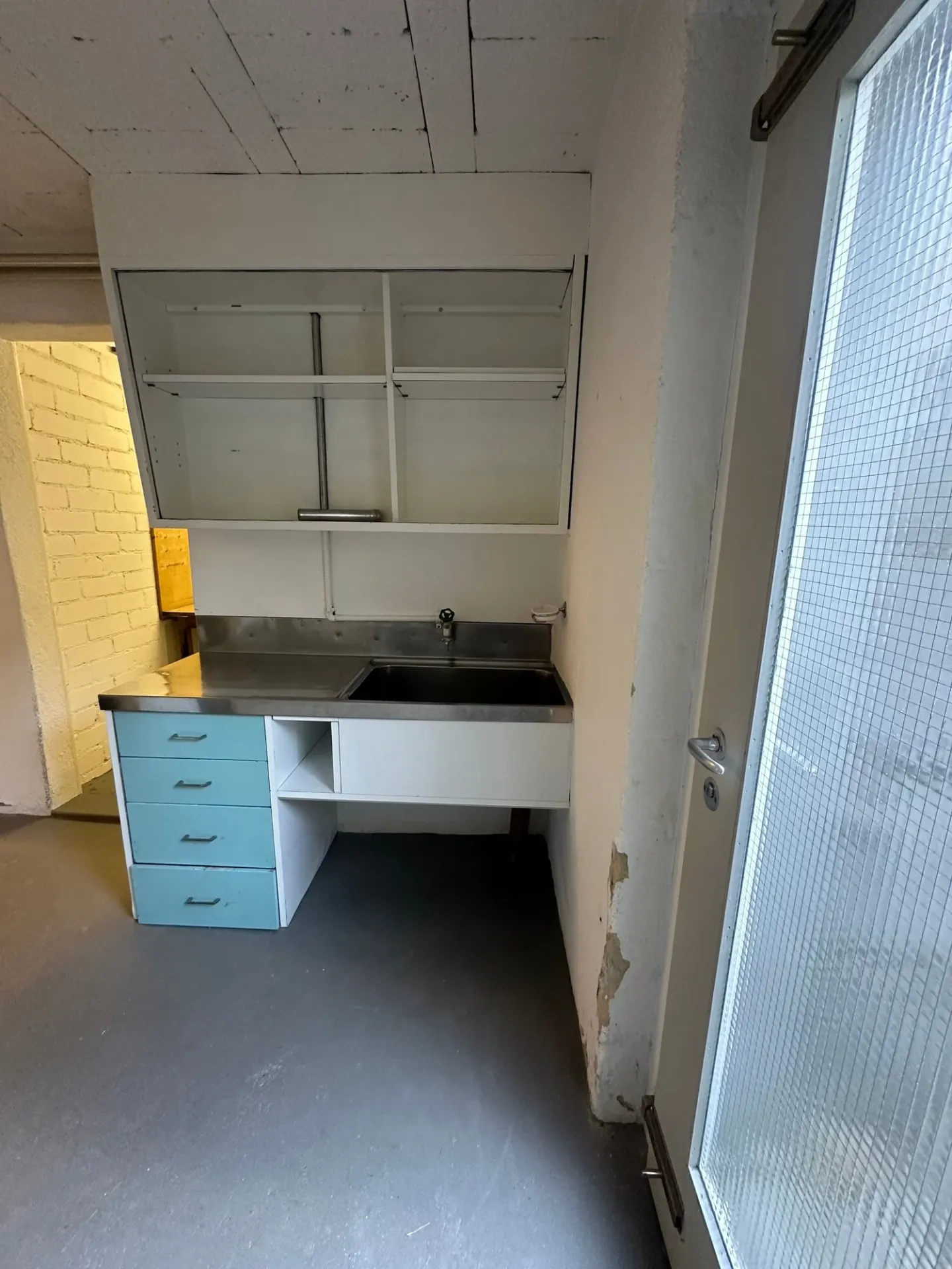 Maison jumelée à Hofstetten-Flüh – Objet de rénovation bien situé - Photo 23 sur 35