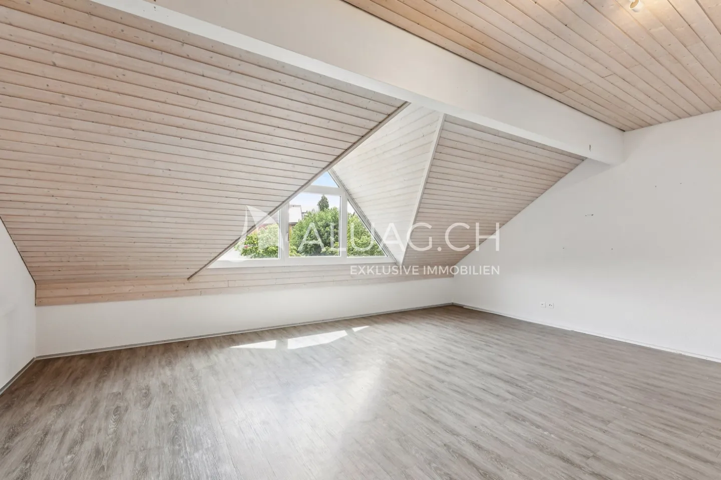 Affascinante Casa a Schiera con Molto Potenziale - Foto 8 di 15