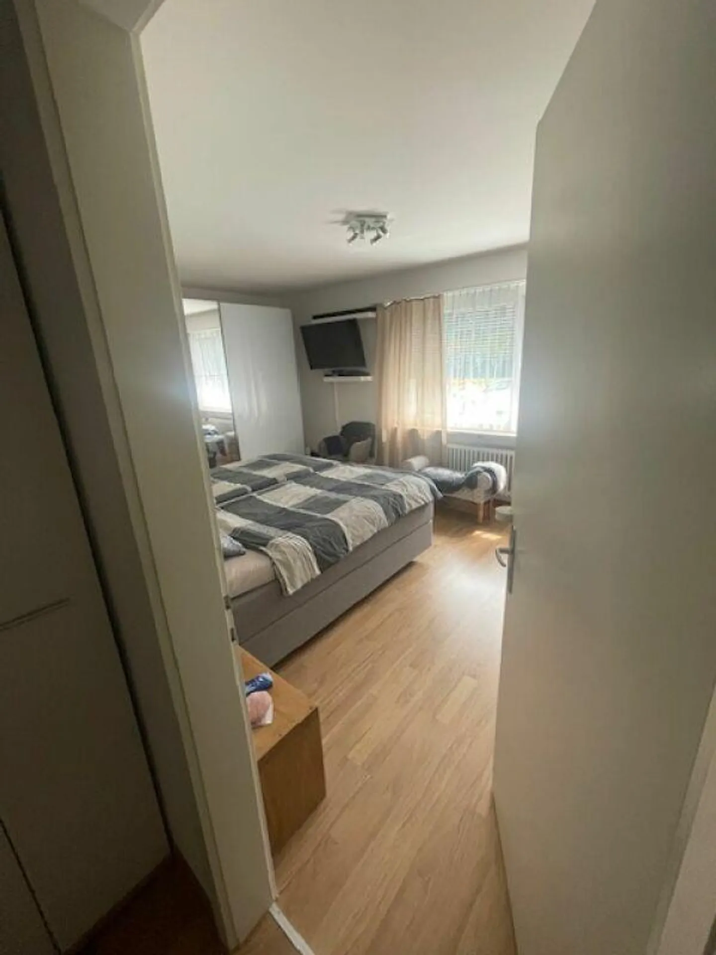 Apartment for rent - Photo 2 of 7