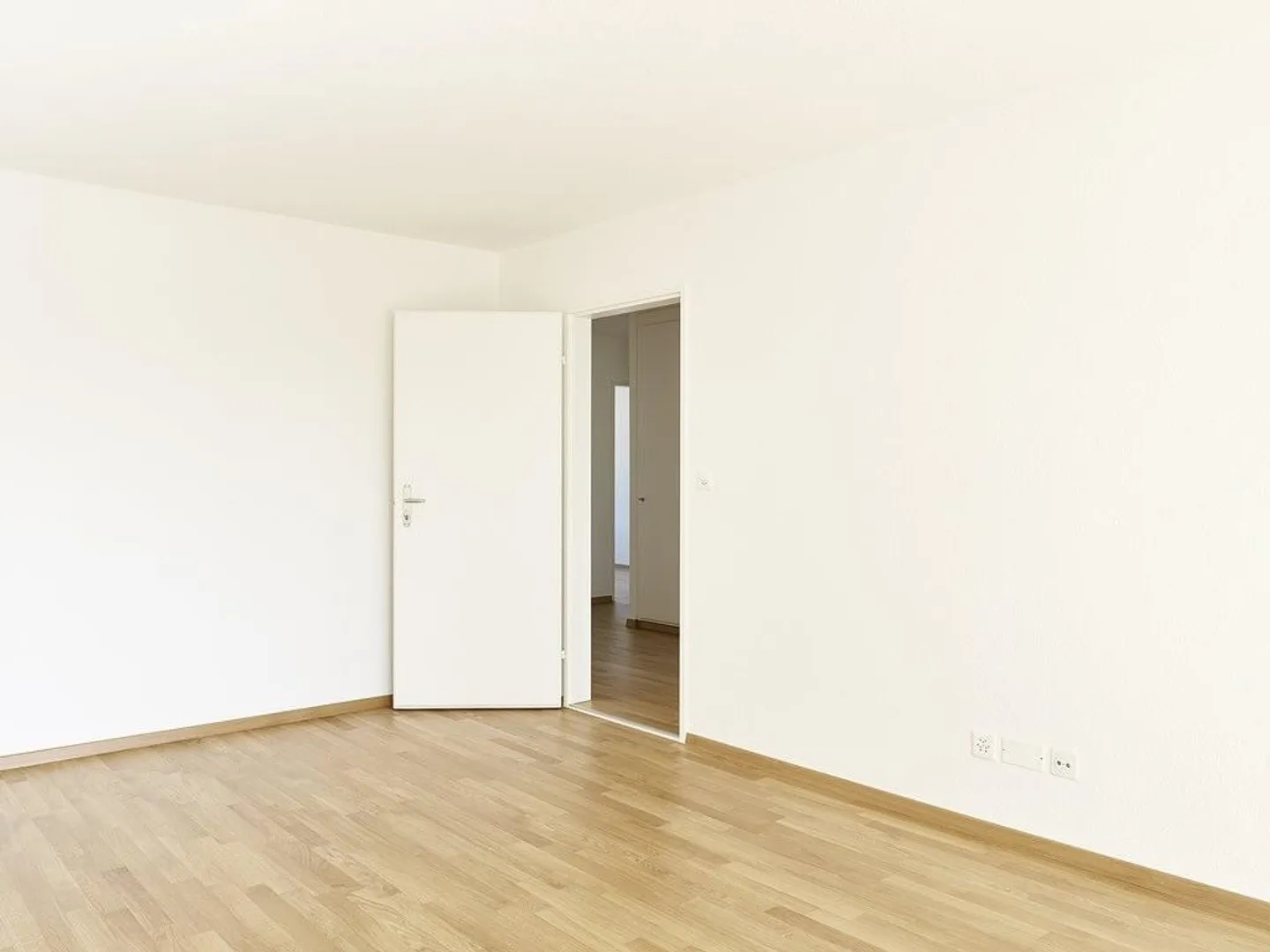 Ihre Wohnung in Wettingens bekannten Hochhäusern - Foto 2 di 8