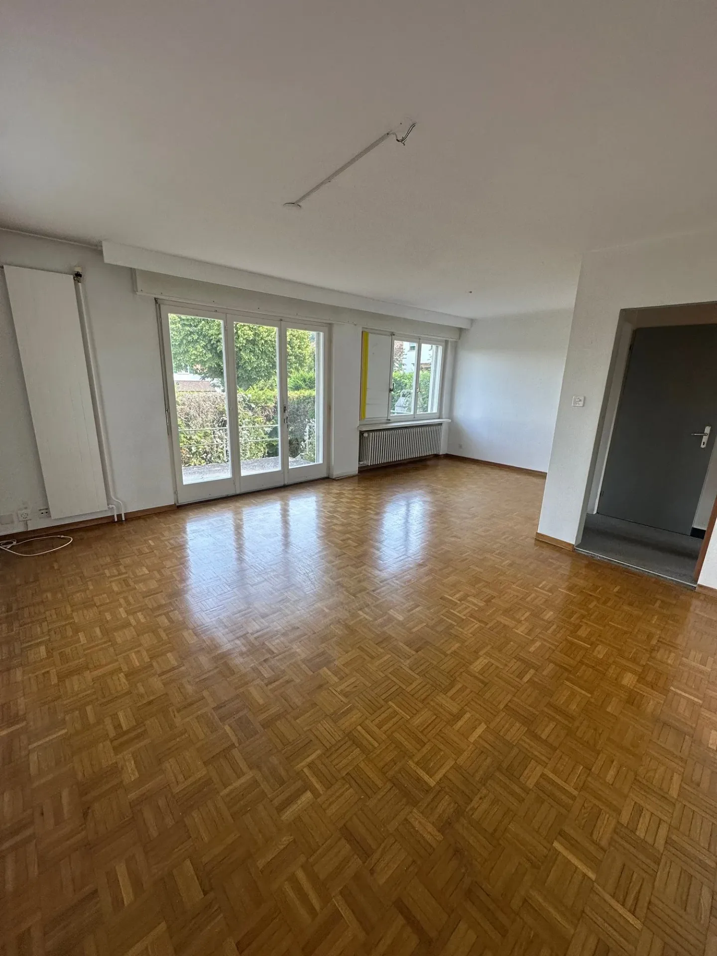 Maison jumelée à Hofstetten-Flüh – Objet de rénovation bien situé - Photo 34 sur 35