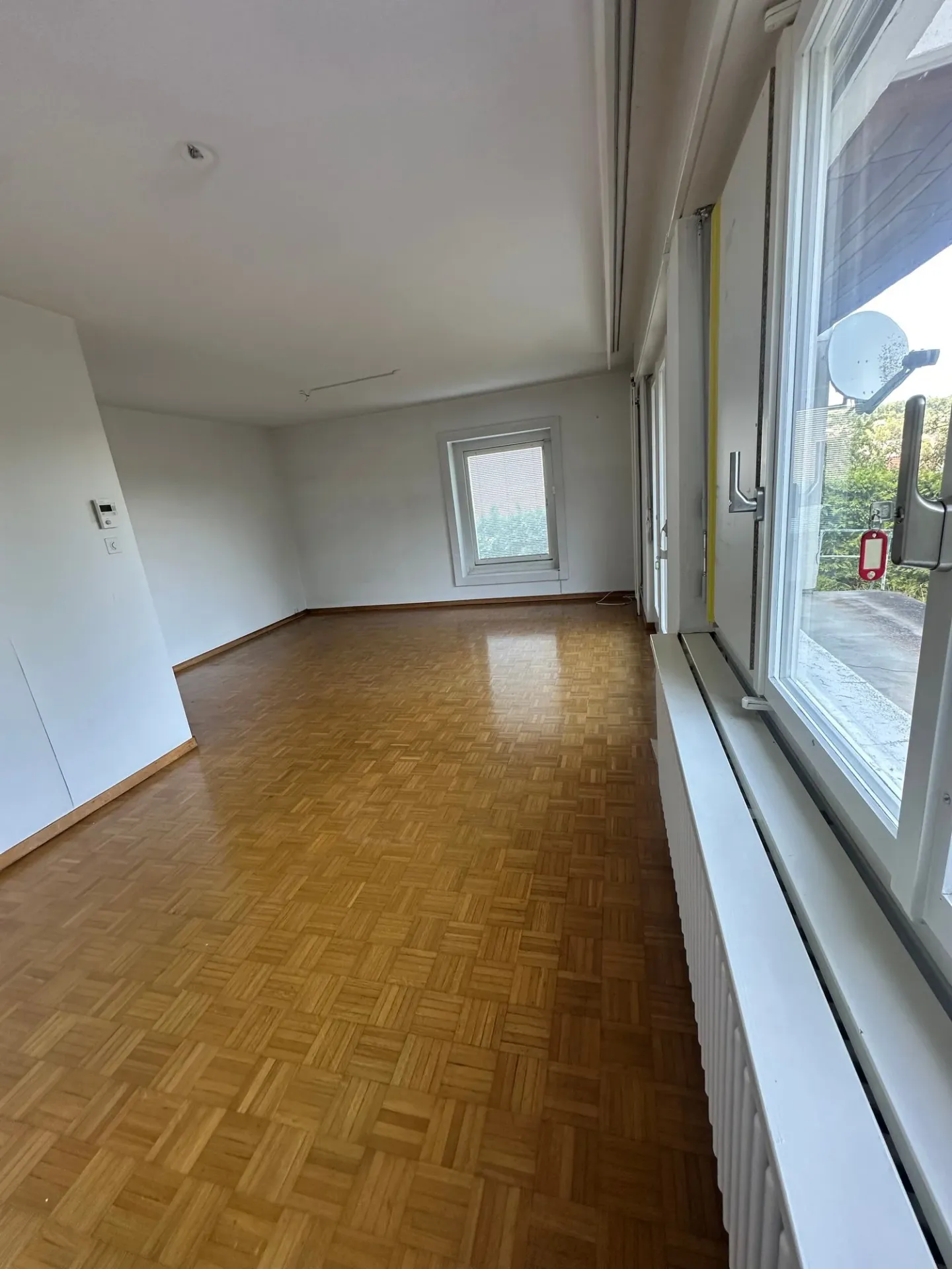 Maison jumelée à Hofstetten-Flüh – Objet de rénovation bien situé - Photo 35 sur 35