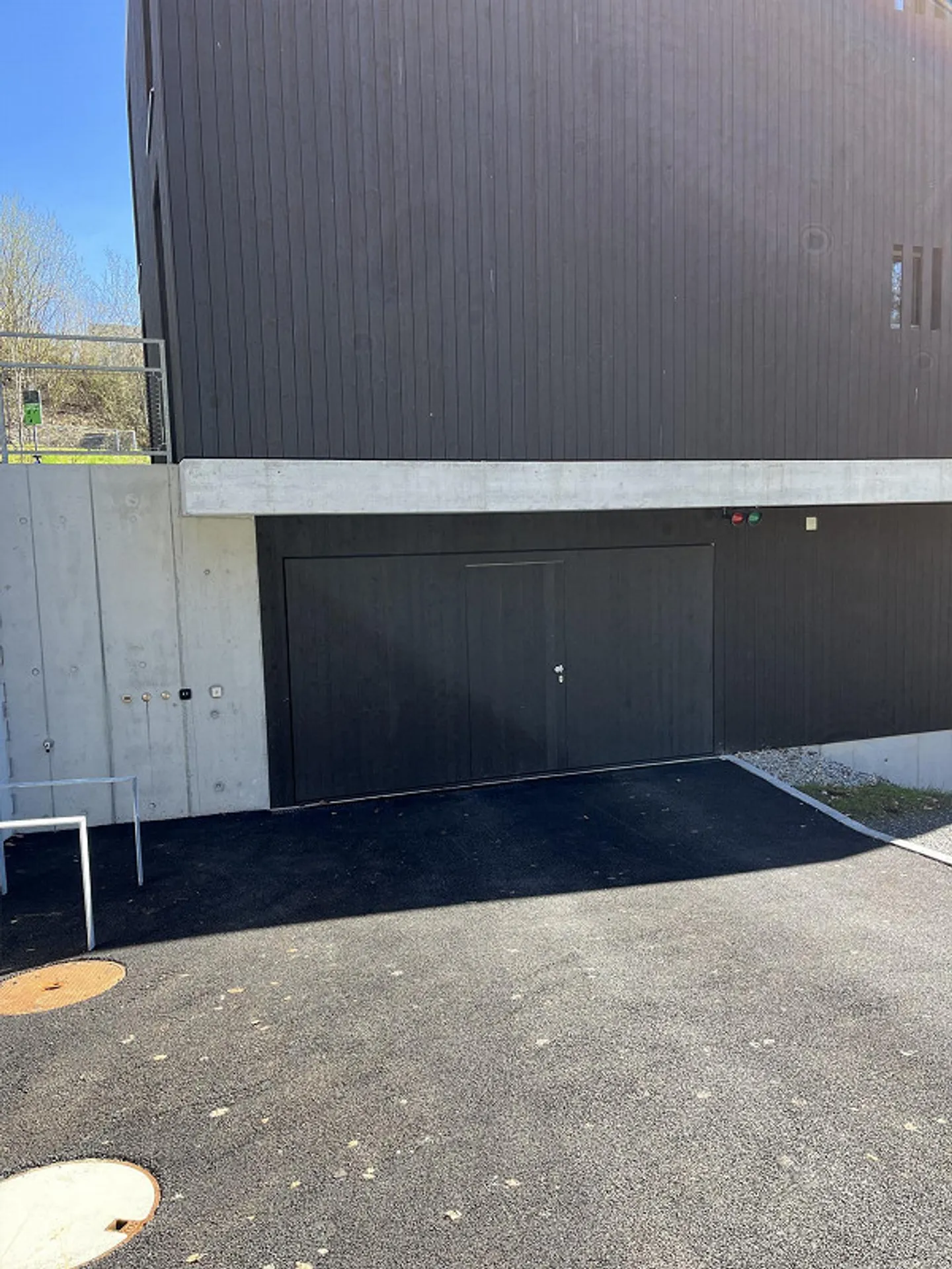 Underground parking space near the university - Photo 4 of 5