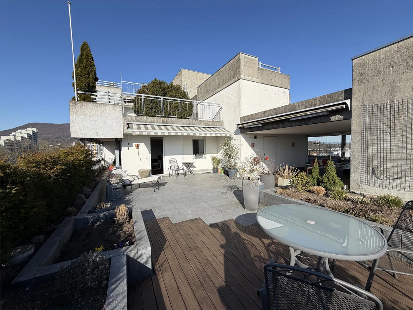 Penthouse avec grande terrasse sur le toit – 4.5 pièces au-dessus des toits d'Aarau - Photo 8 sur 15