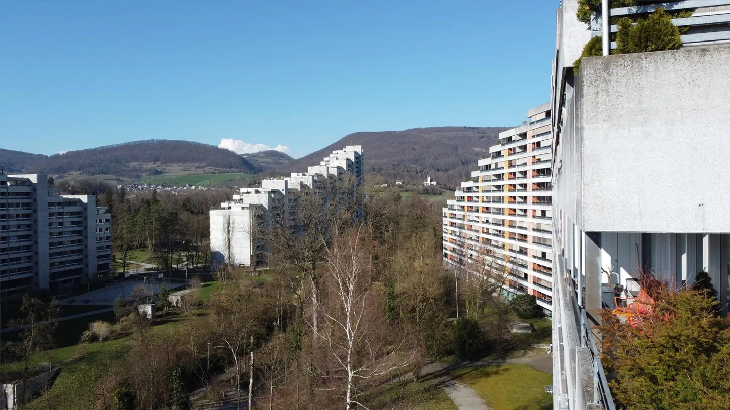 Penthouse avec grande terrasse sur le toit – 4.5 pièces au-dessus des toits d'Aarau - Photo 11 sur 15